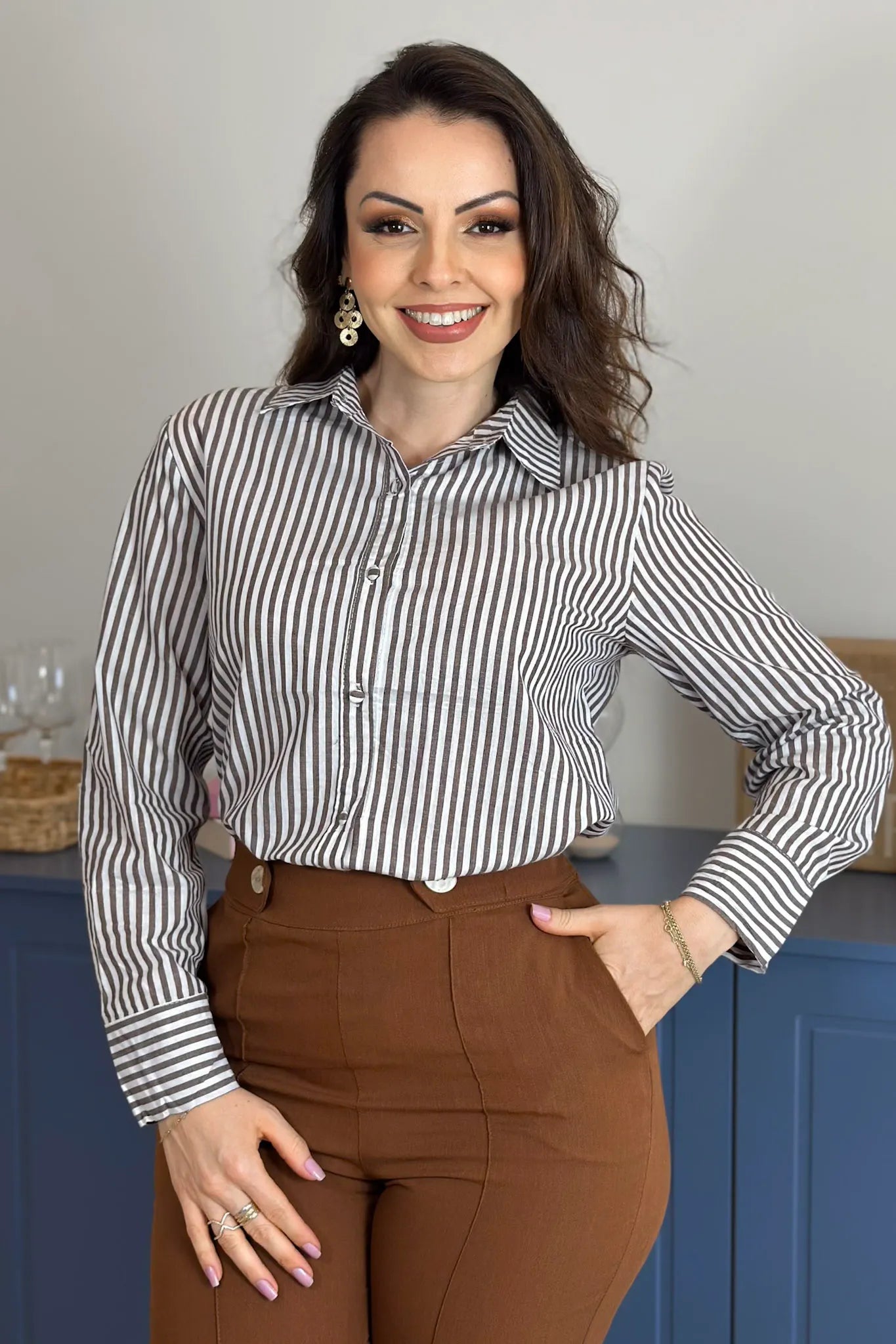 Camisa Manga Longa Classic Listrada Franciele Marrom