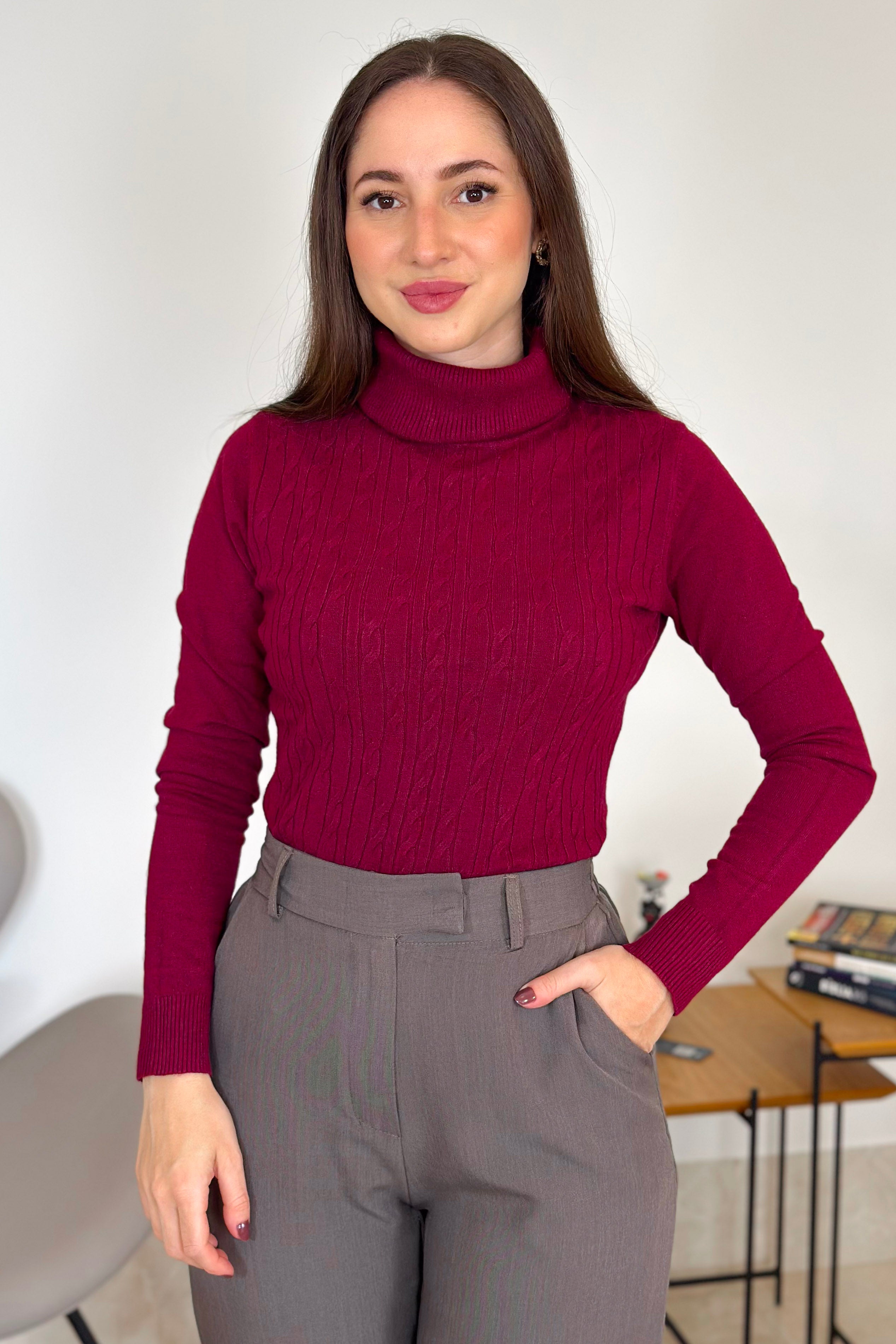 Blusa Manga Longa Em Tricot Modal Gola Boba Erica Marsala
