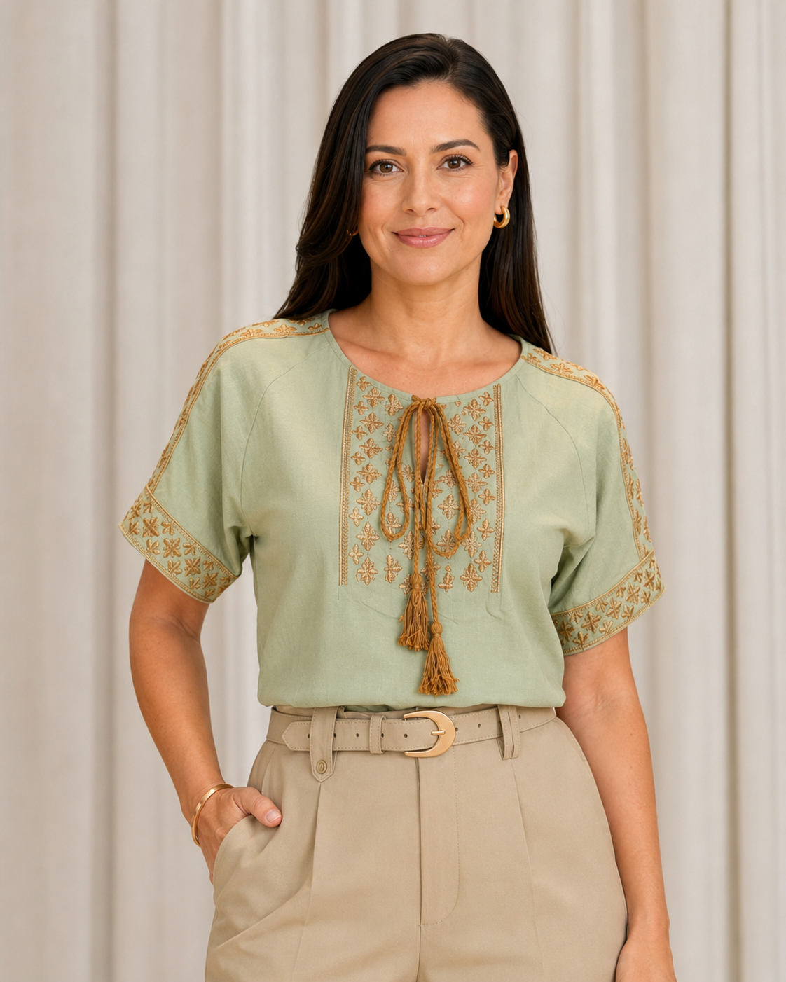 Blusa Em Cotton Linho Fresca Bordada Com Amarração Edna Verde