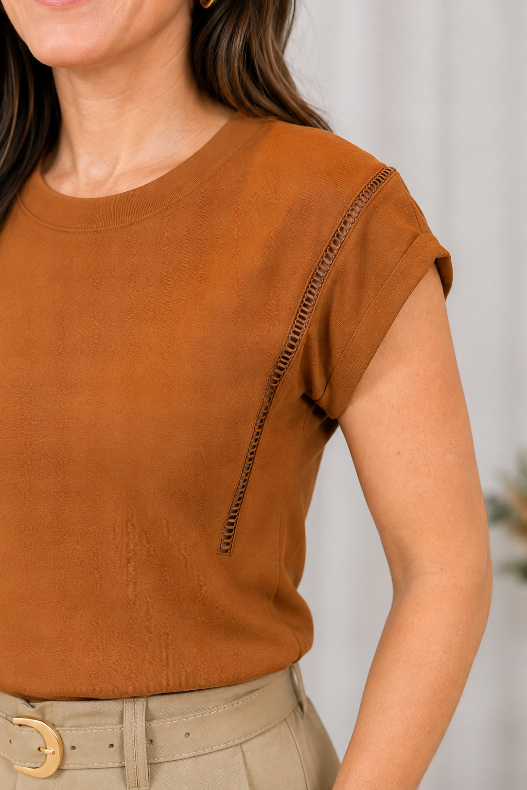 Blusa Cotton Lycra Muscle com Detalhe em Entremeio Betina Marrom
