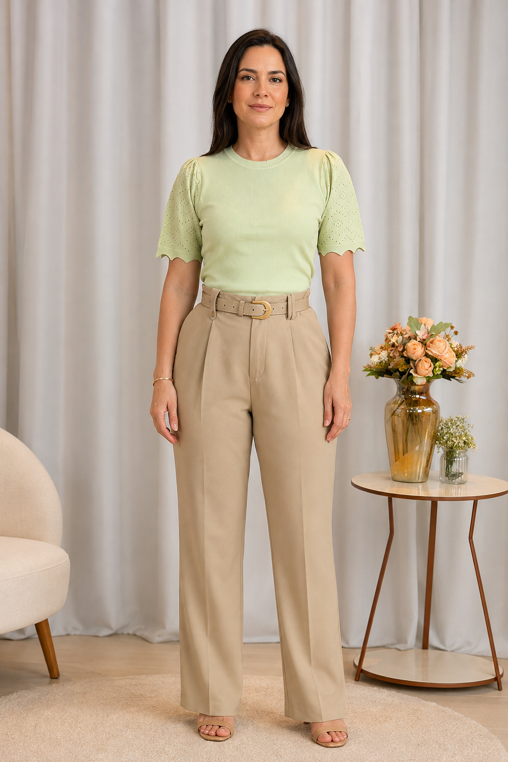 Blusa Manga Curta Que Estica Detalhe Vazado Vivian Verde