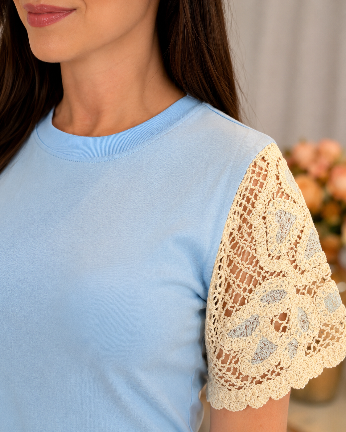 Blusa Cotton Lycra com Manga em Crochê Leonor Azul