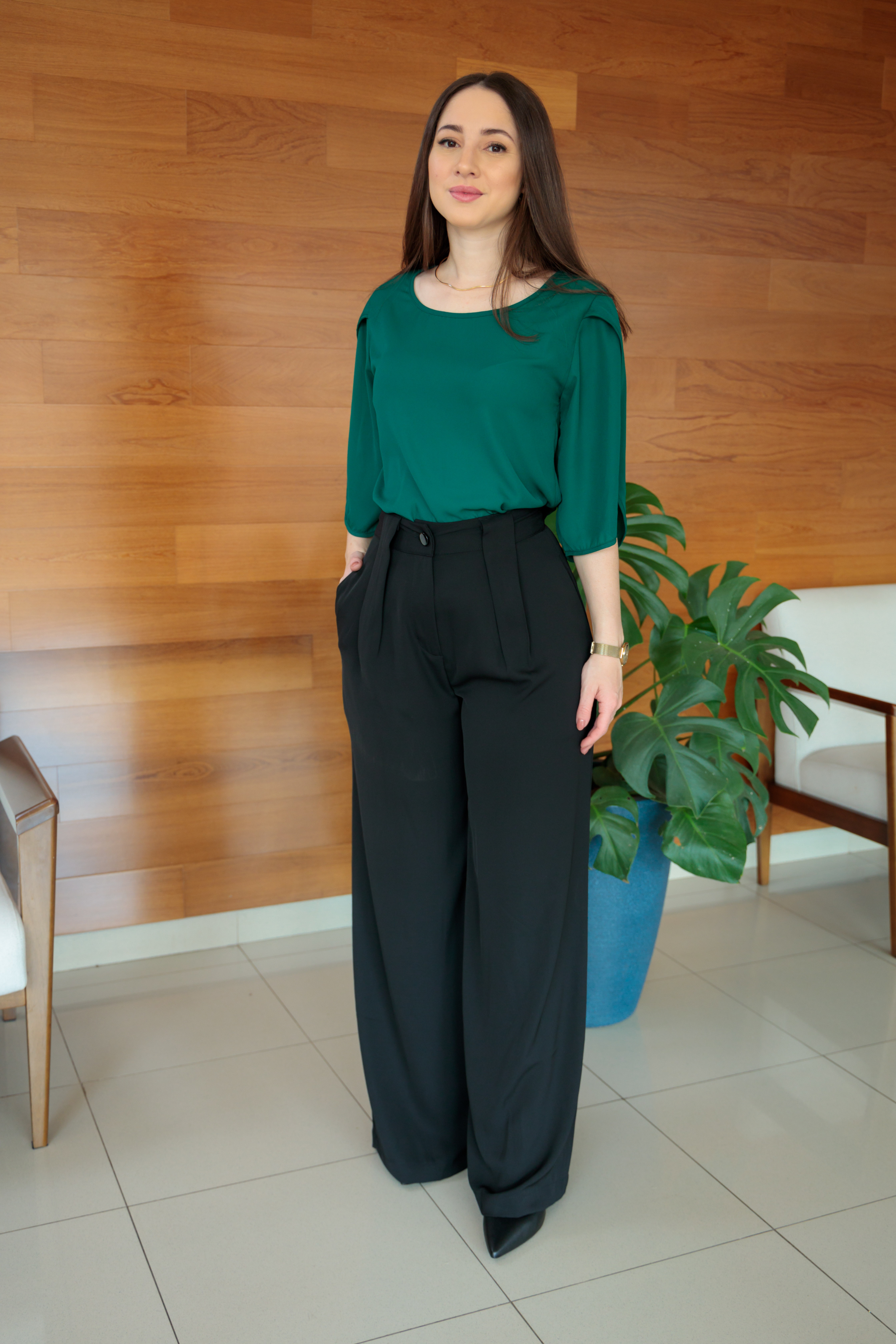 Blusa Lisa Abertura Manga Virgínia Verde