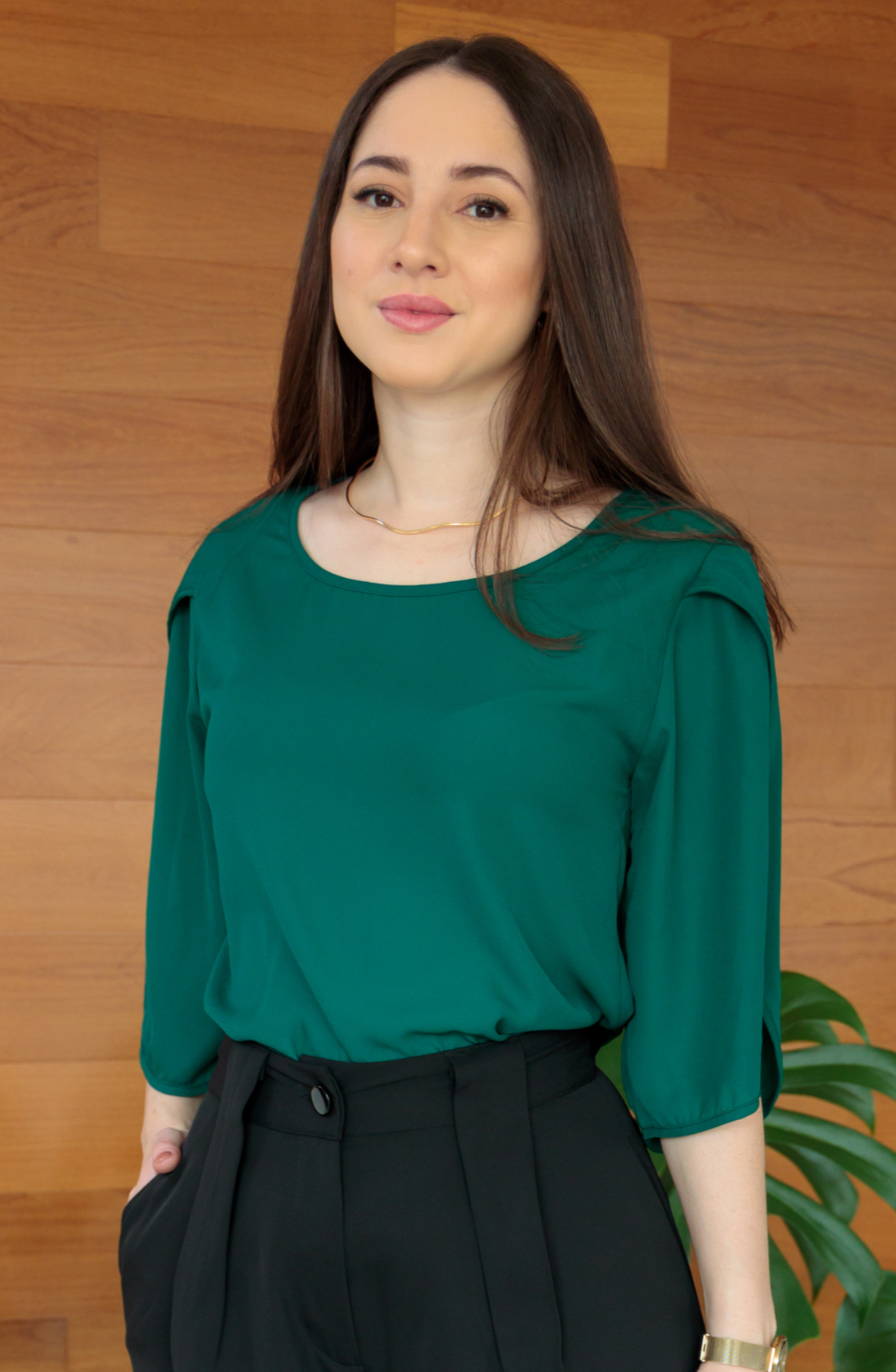 Blusa Lisa Abertura Manga Virgínia Verde