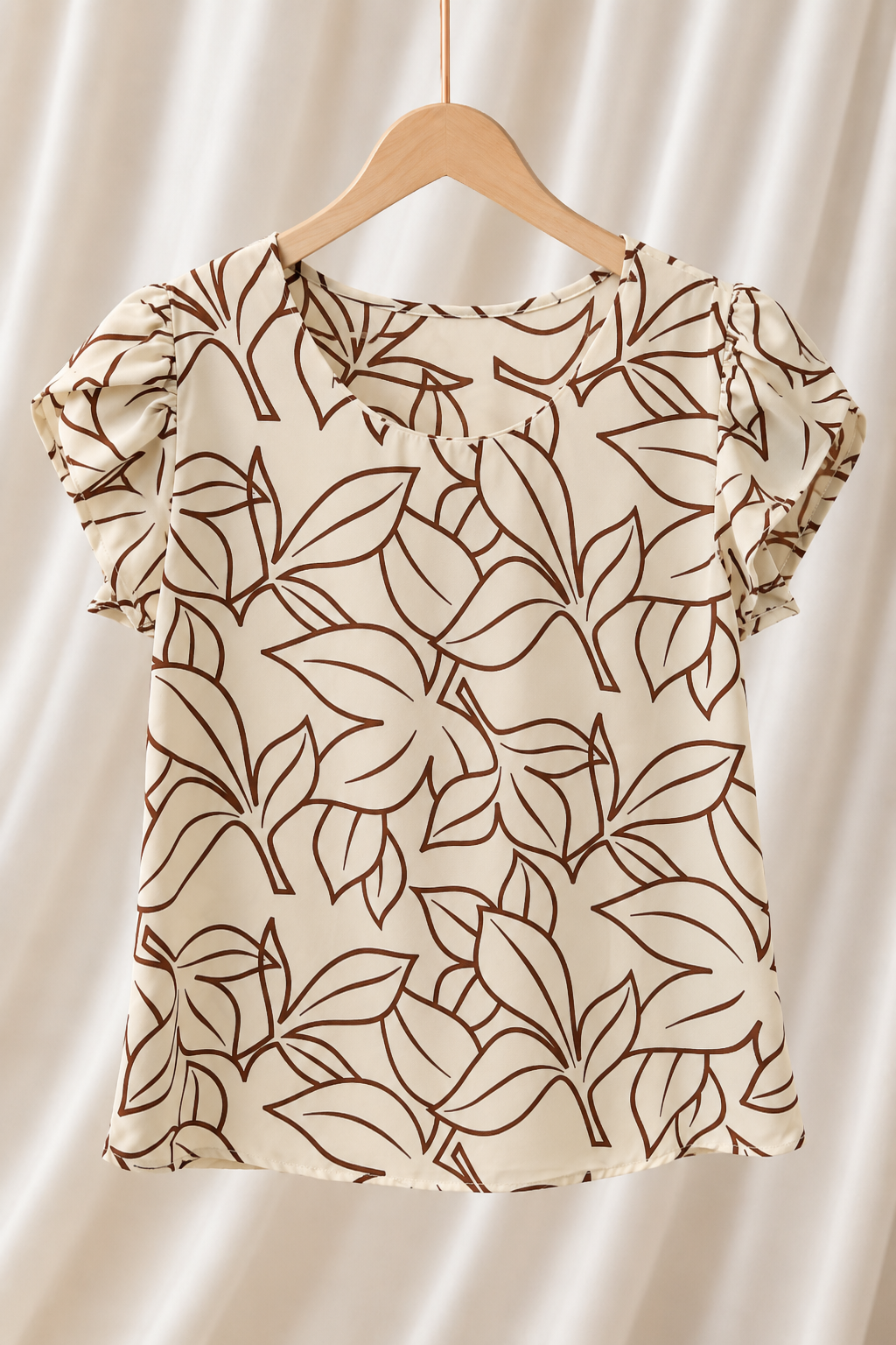 Blusa Estampada com Manga Transpassada Suelen Bege