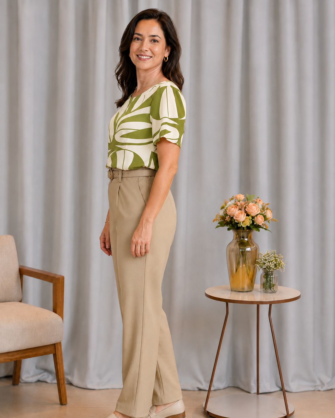 Blusa Resistente com Pregas Delicadas Savana Verde