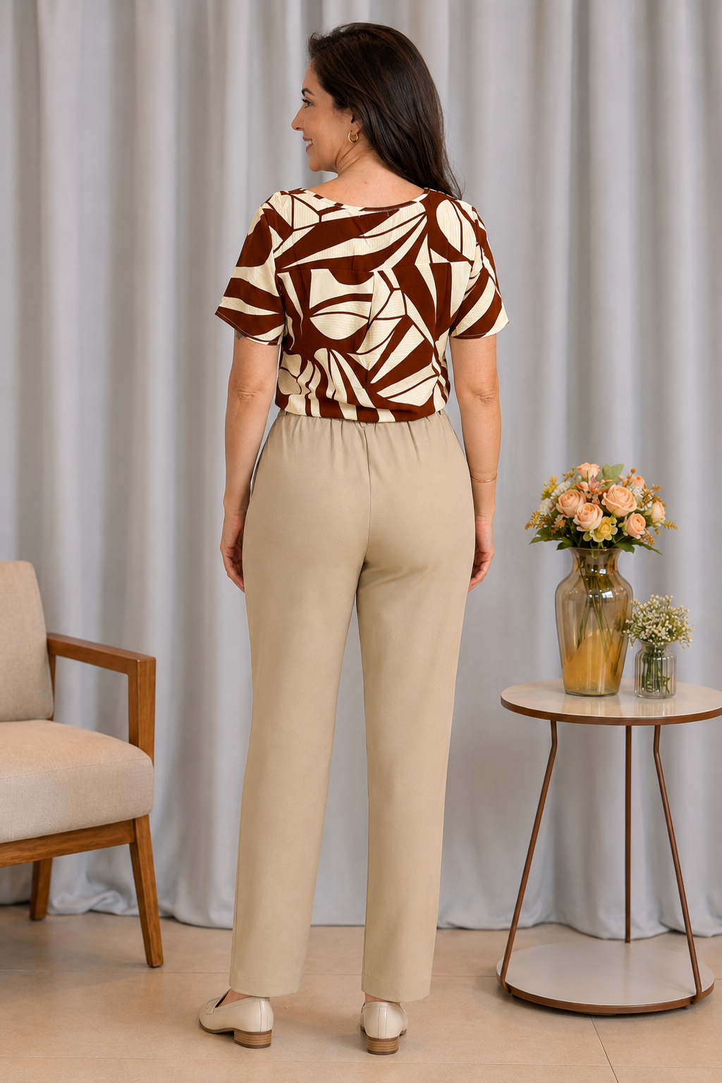 Blusa Resistente com Pregas Delicadas Savana Marrom