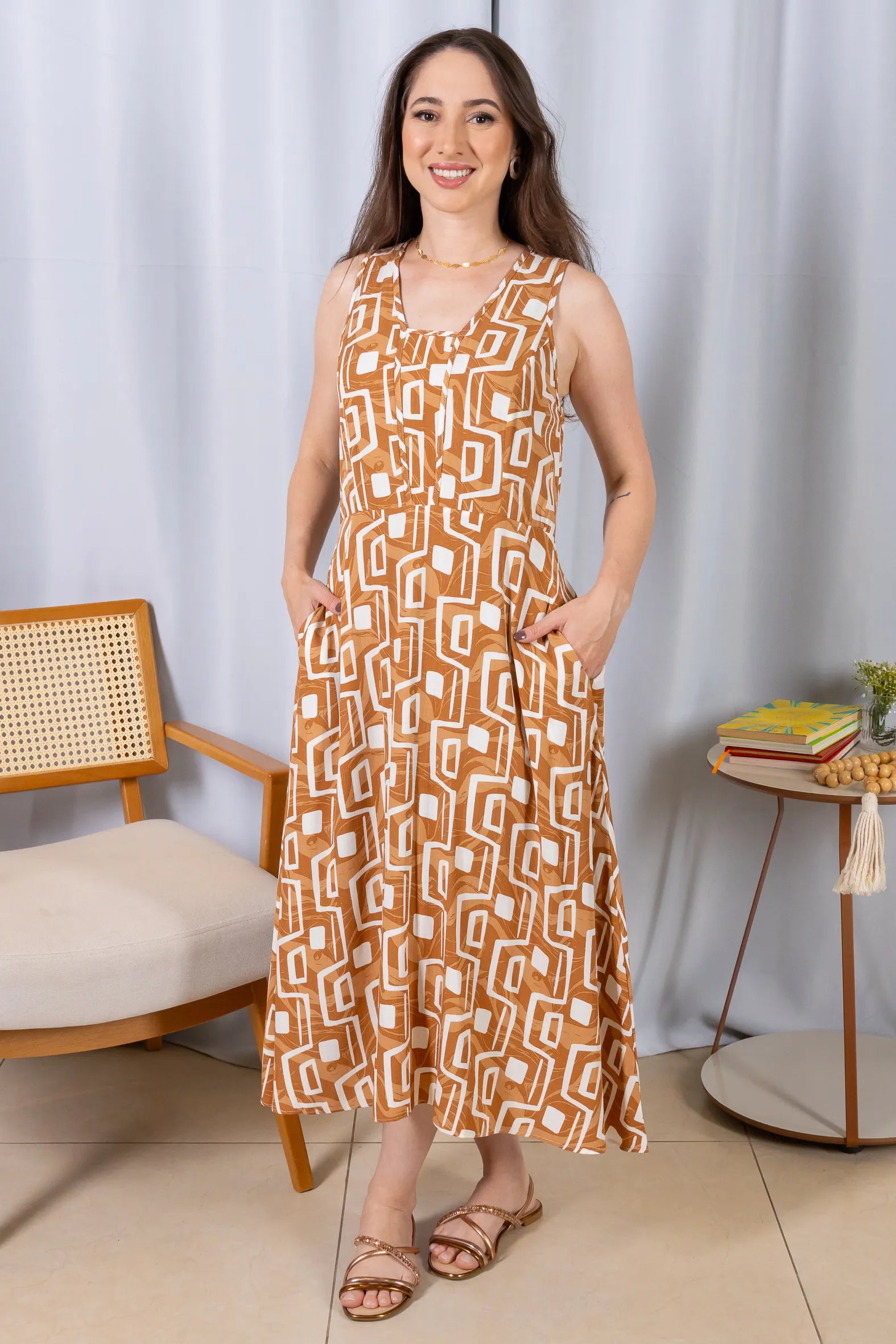 Vestido Midi Regata Viscose Ágatha Estampado Marrom