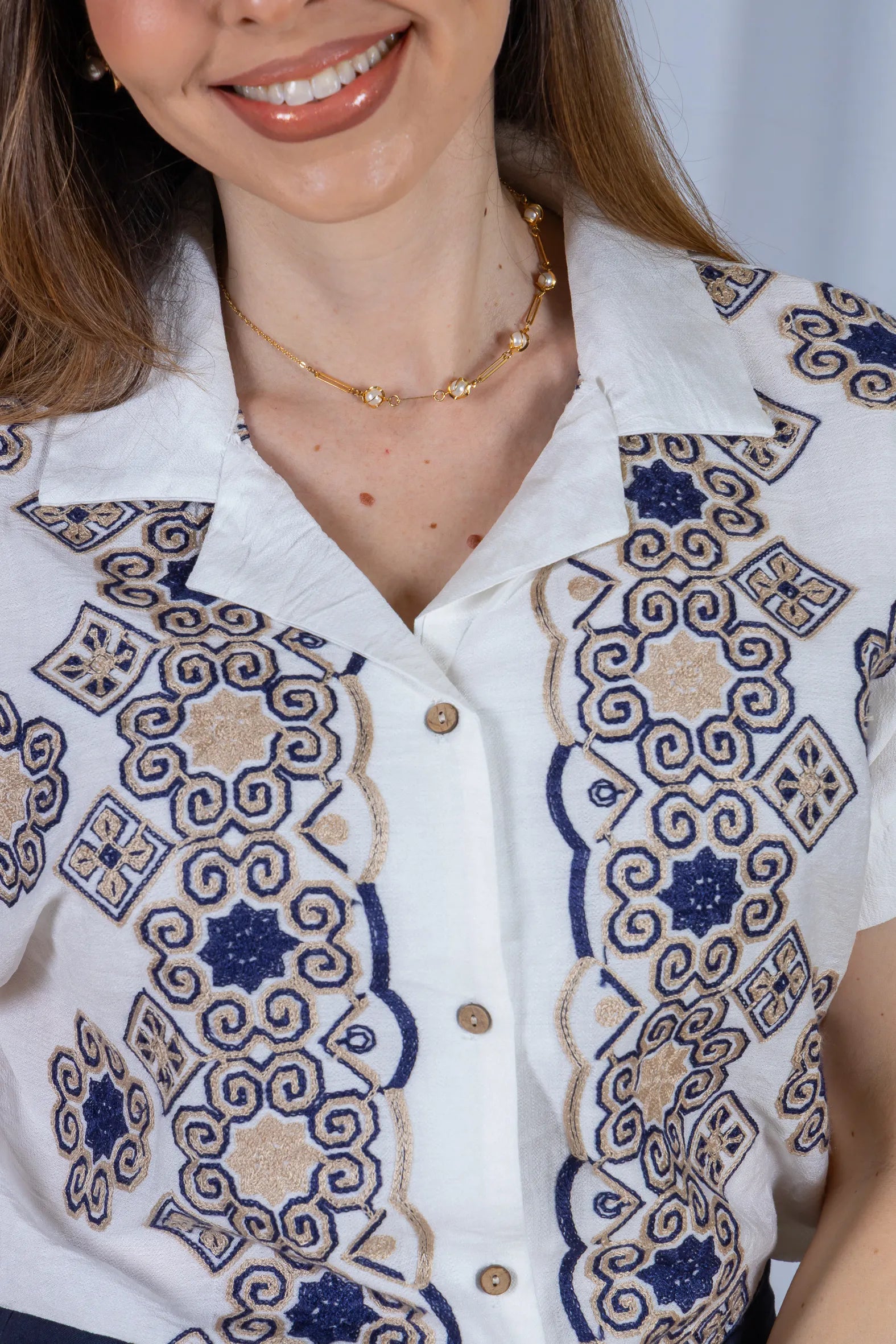 Camisa Manga Curta Neuza Bordada Visco Brise Azul