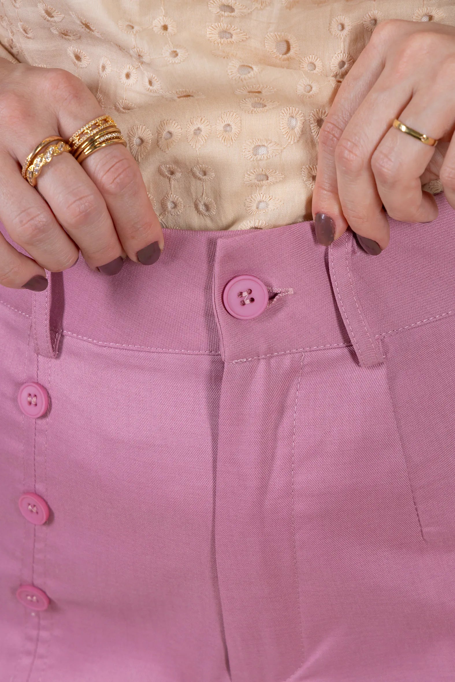 Bermuda Detalhes Botões Crepe Alfaiataria Débora Rosa