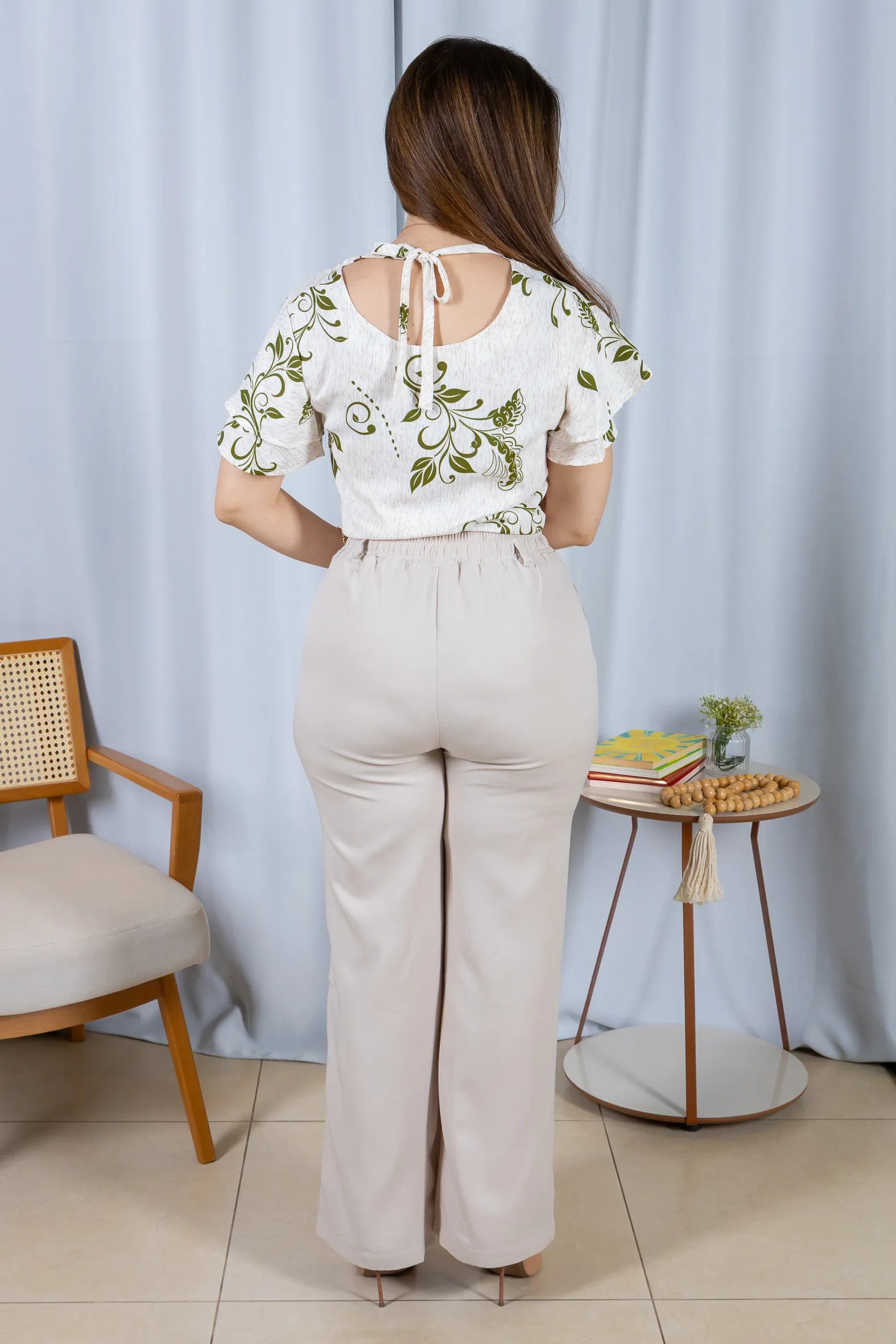 Blusa Manga Curta Camadas com Amarração Crepe Classic Eduarda Estampada Verde