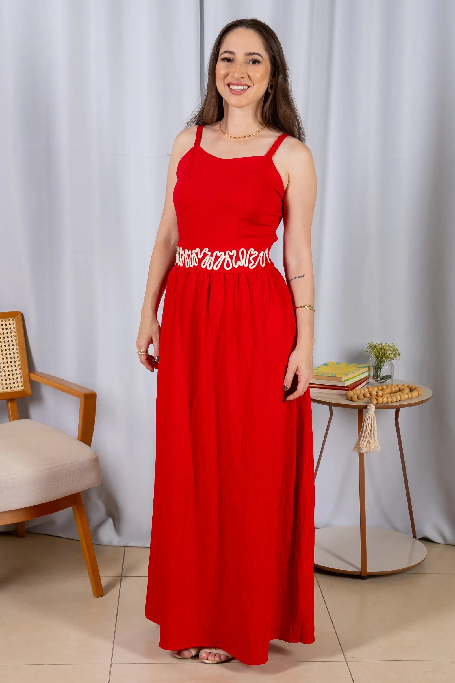 Vestido Midi Alças Detalhe Bordado Crepe Brise Lorena Vermelho