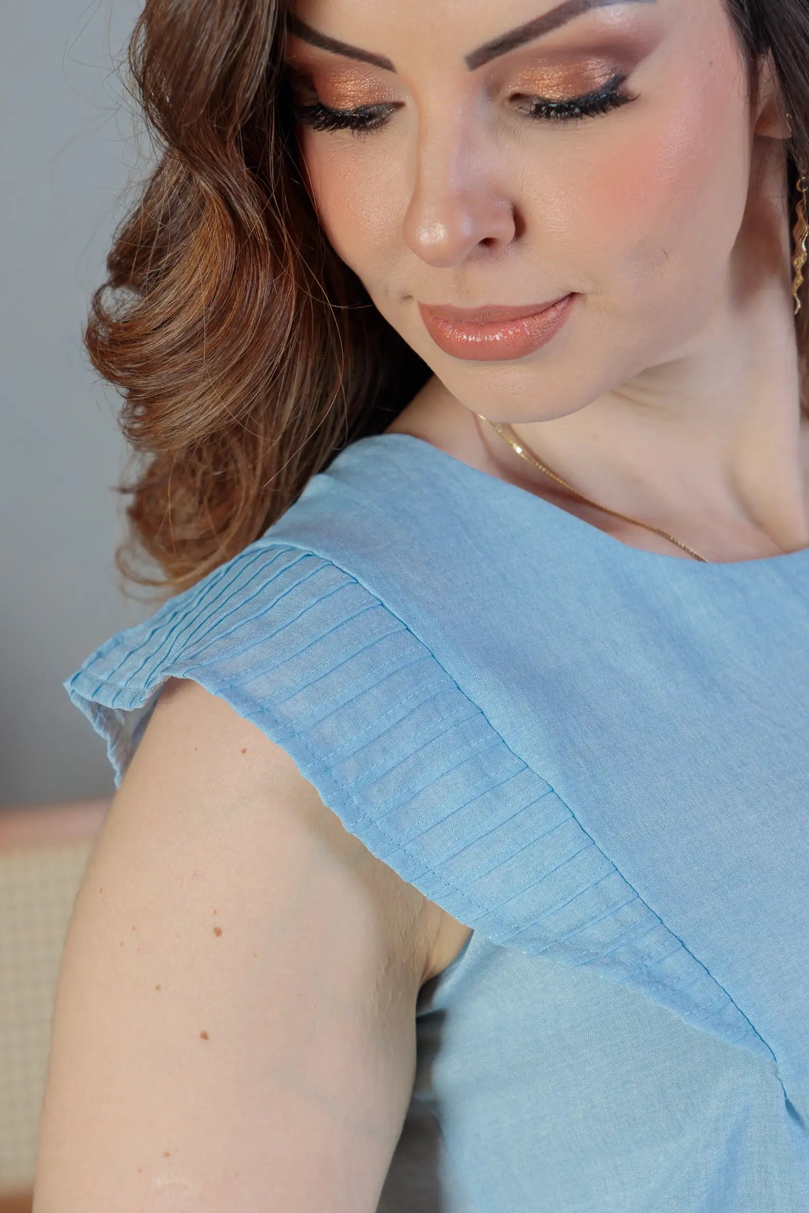 Blusa Regata Detalhe Babado Visco Essenza Maísa Azul