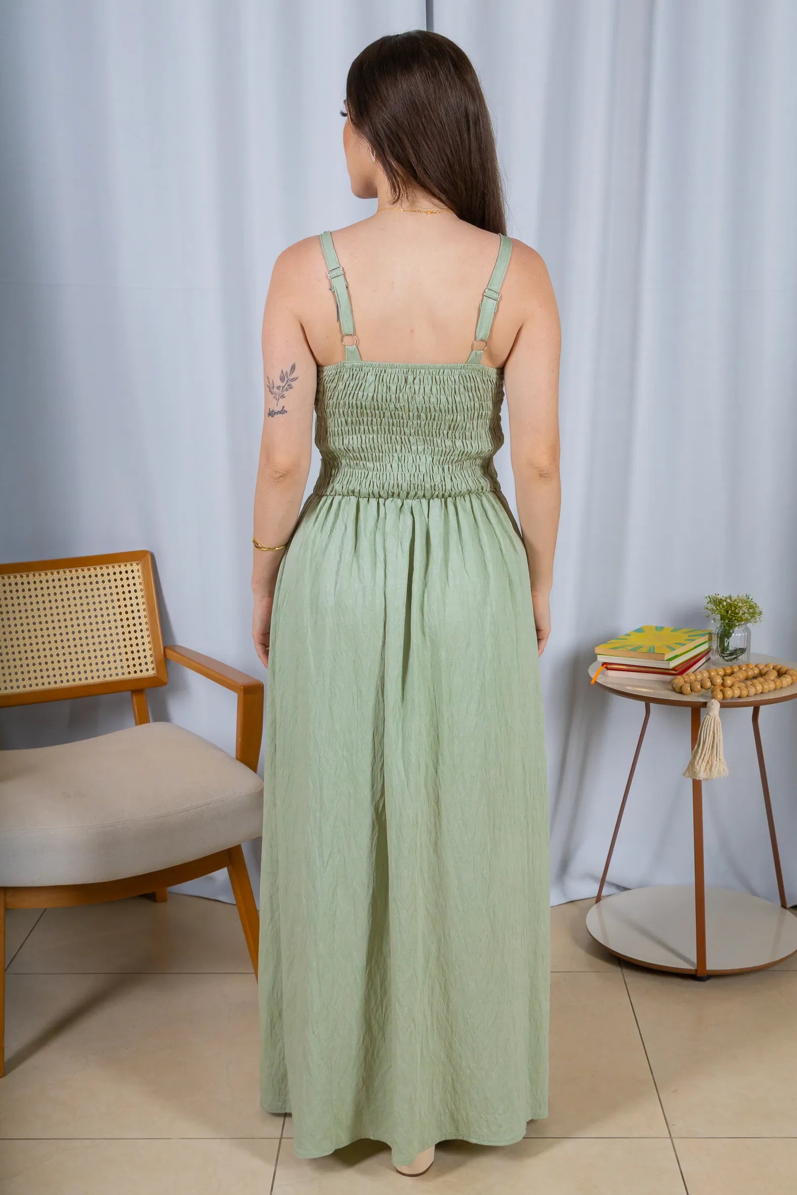 Vestido Midi Alças Detalhe Bordado Crepe Brise Lorena Verde