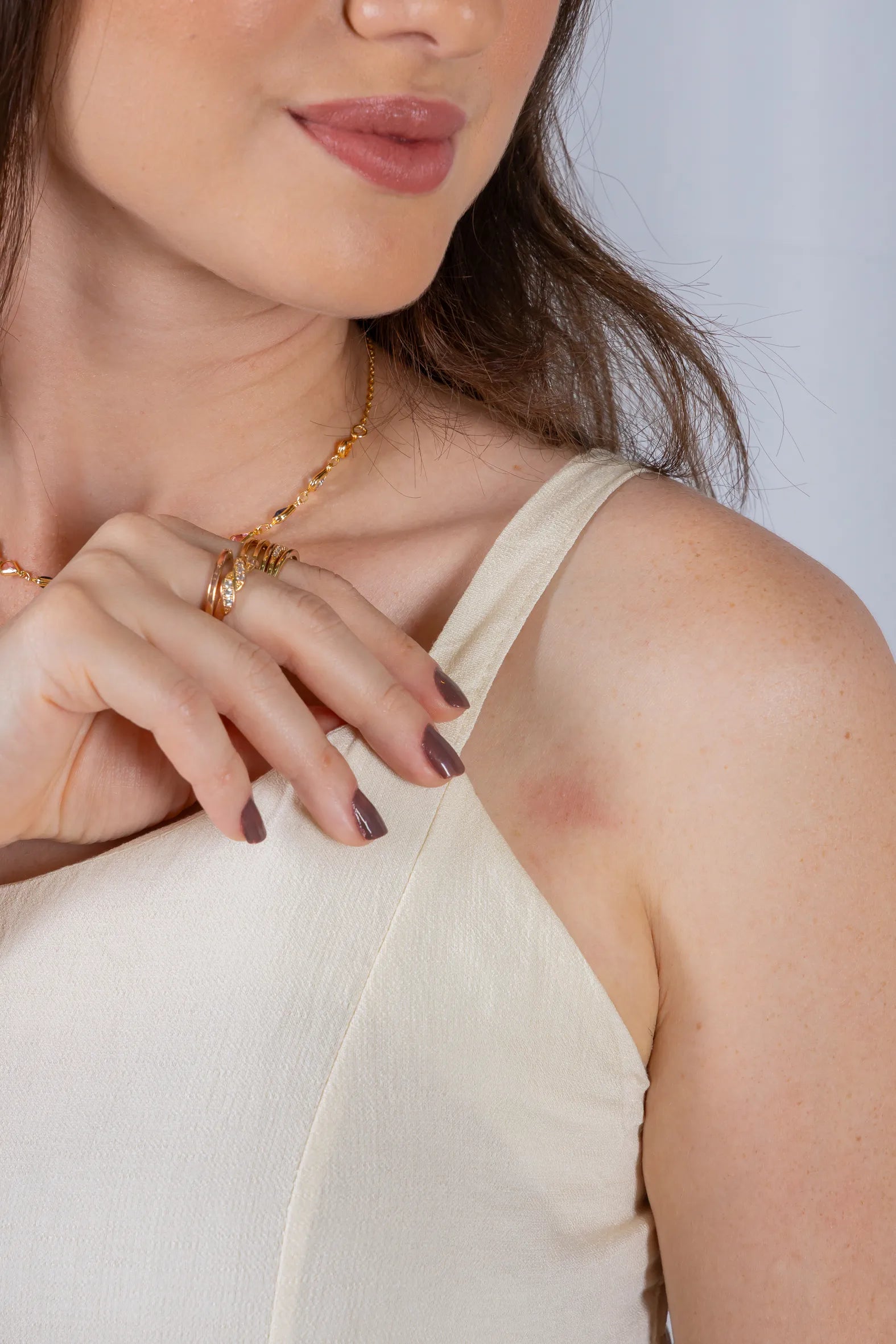 Vestido Midi Alças Detalhe Bordado Crepe Brise Lorena Creme