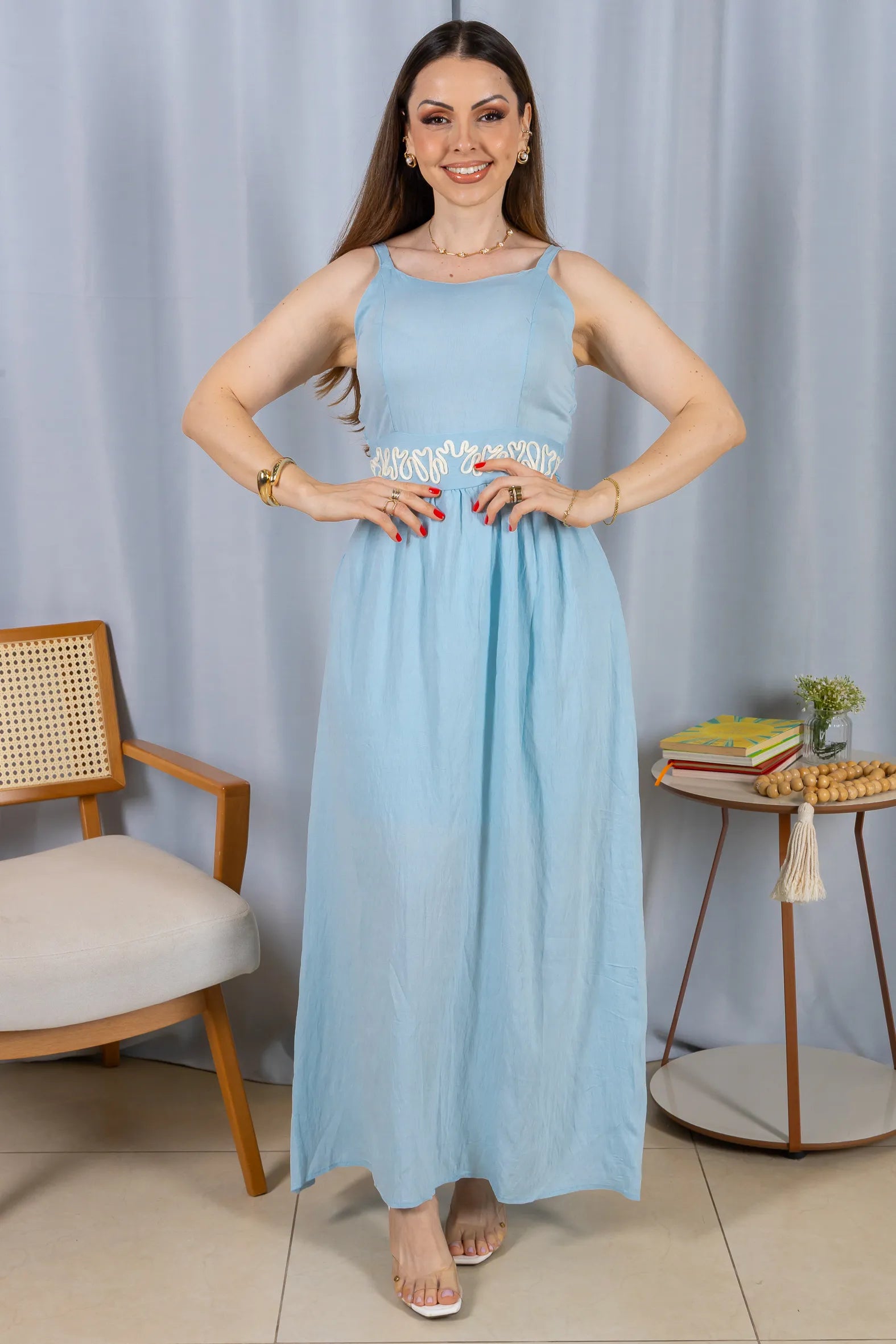 Vestido Midi Alças Detalhe Bordado Crepe Brise Lorena Azul