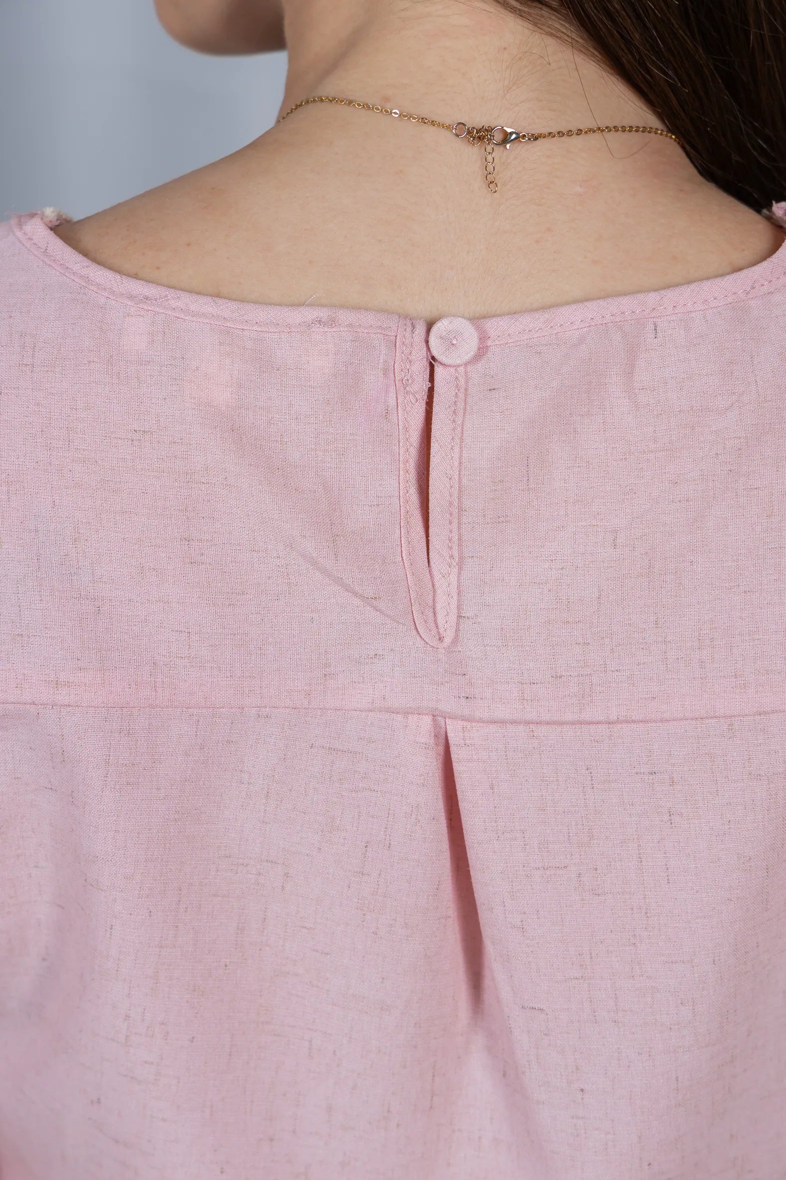 Blusa Manga Curta Poli-Linho Confort Detalhes Bordados Isabela Rosa