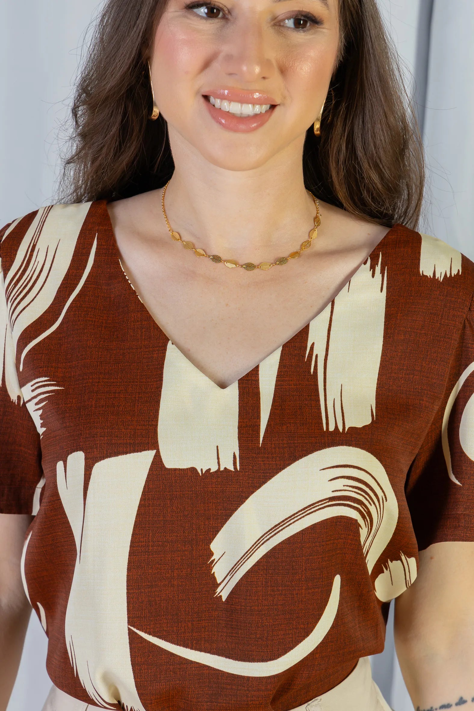 Blusa Manga Curta Crepe Classic Alessandra Estampada Marrom