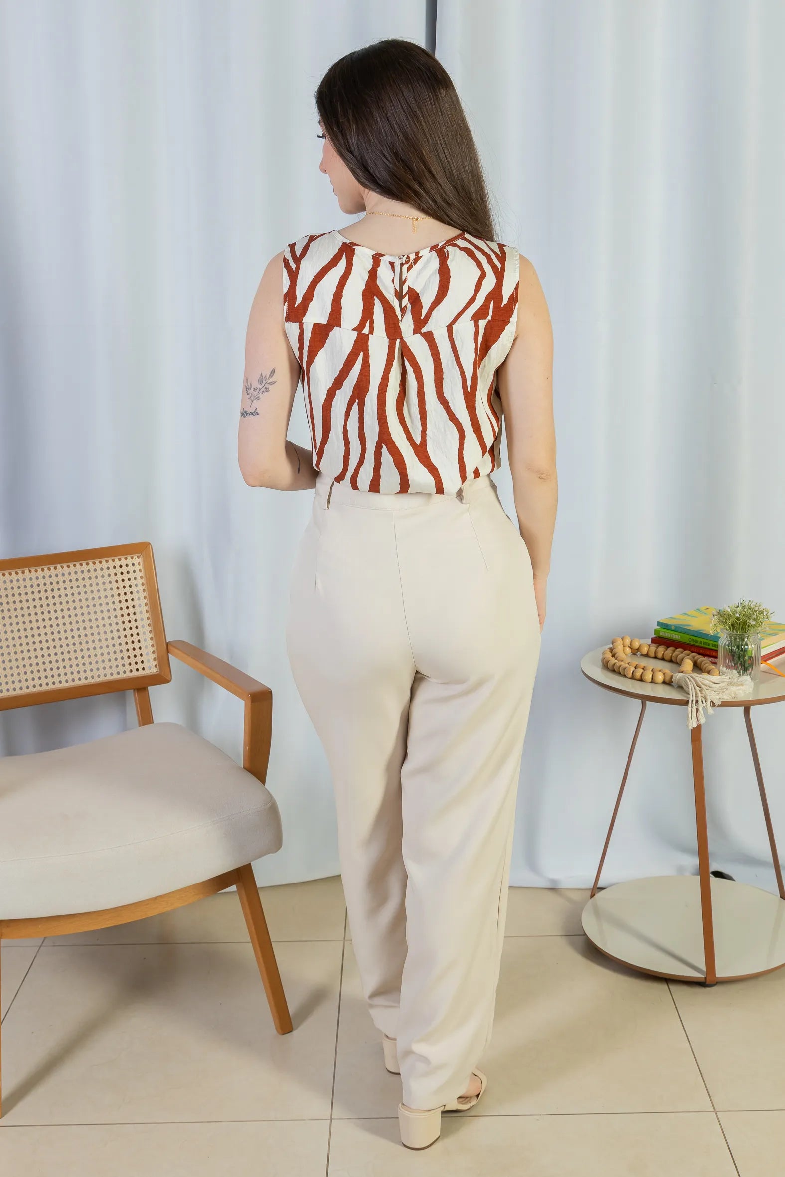 Regata Pregas Colo Visco Brise Valquíria Estampada Vermelha