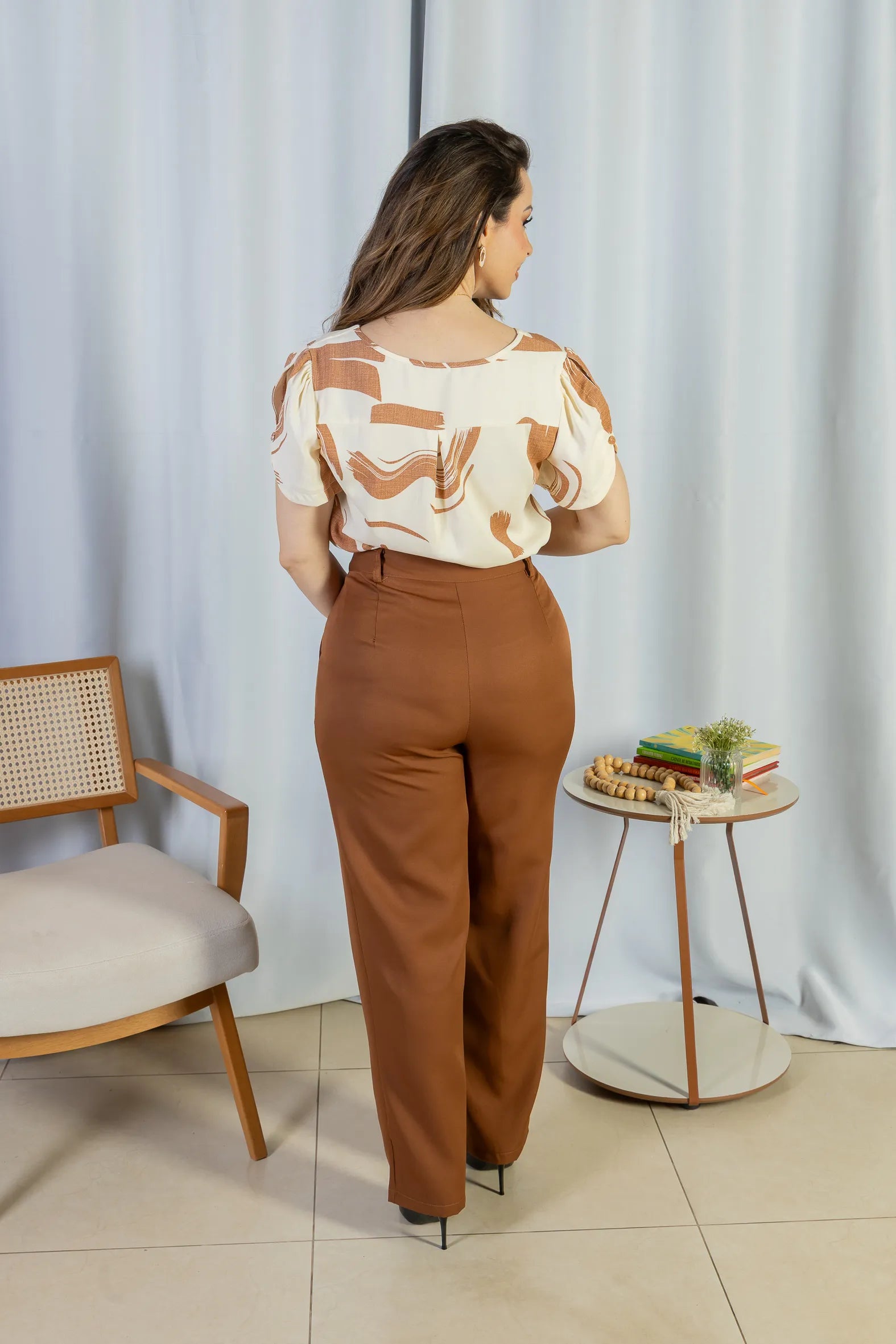 Blusa Manga Curta Crepe Classic Alessandra Estampada Creme