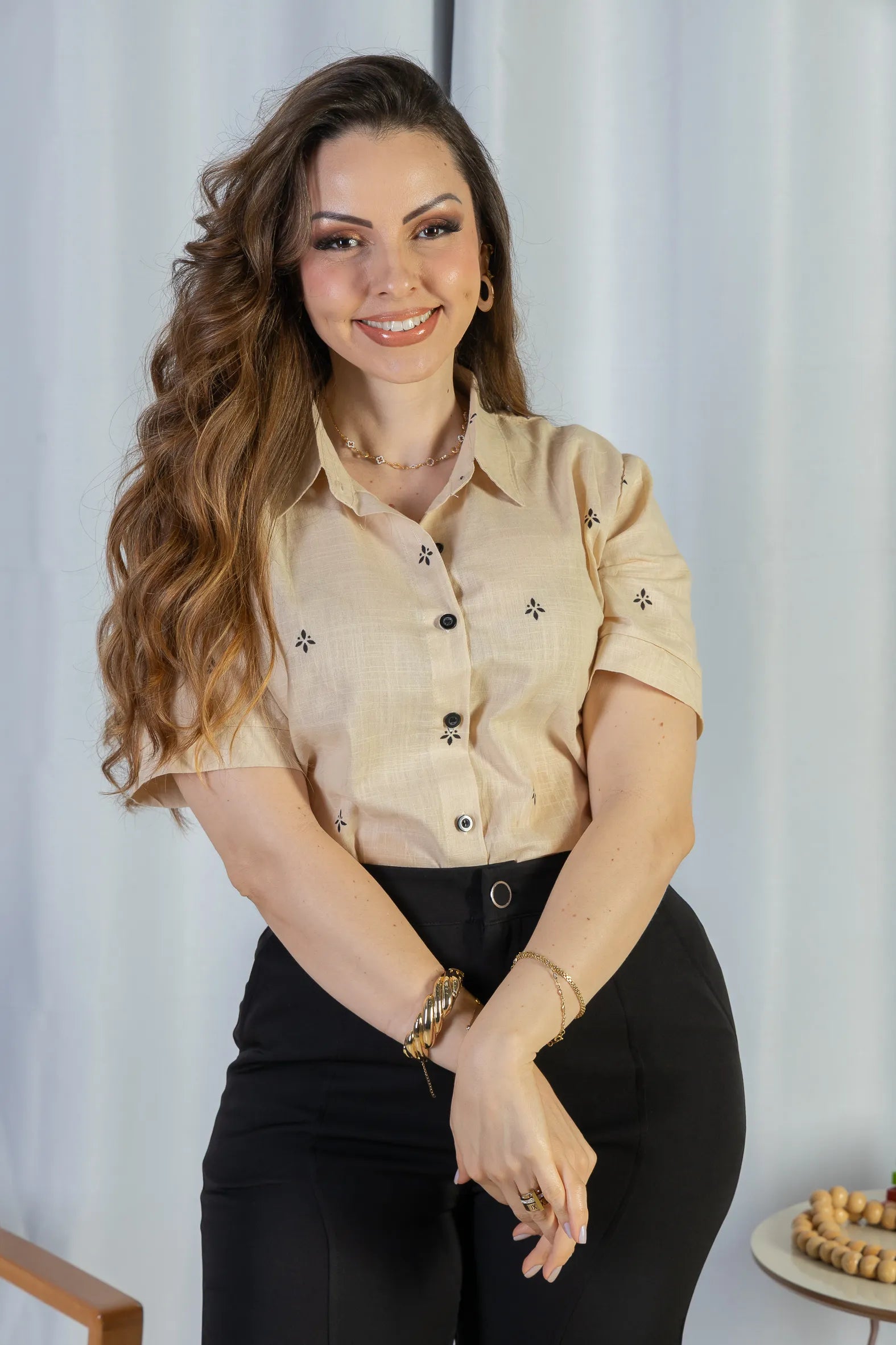 Camisa Manga Curta Bordada Poli Visco Bruna Bege