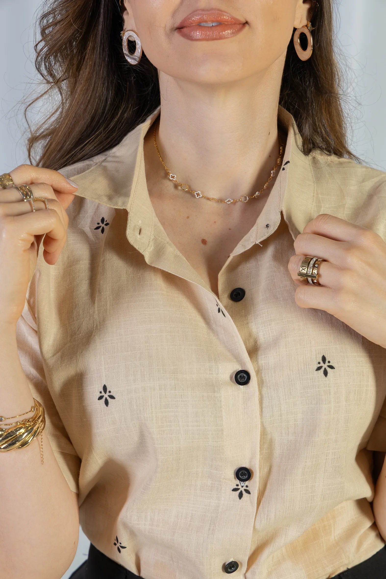 Camisa Manga Curta Bordada Poli Visco Bruna Bege