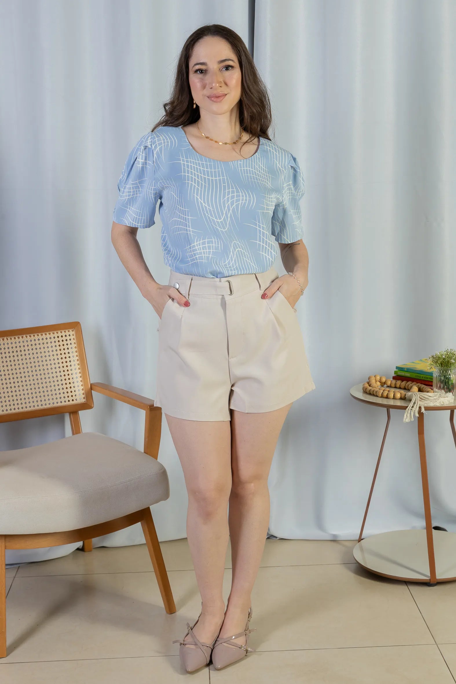 Blusa Manga Curta Transpassada Crepe Classic Gisele Estampada Azul