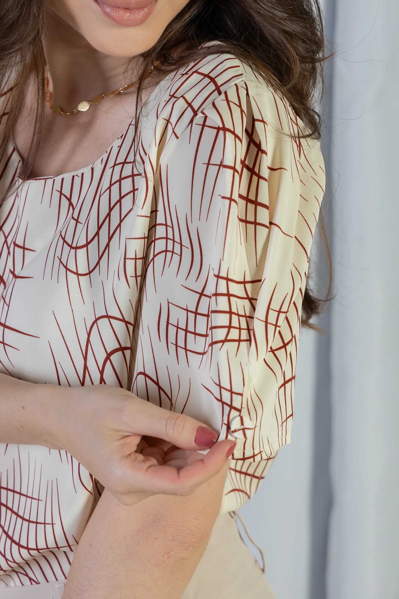 Blusa Manga Curta Transpassada Crepe Classic Gisele Estampada Vermelha