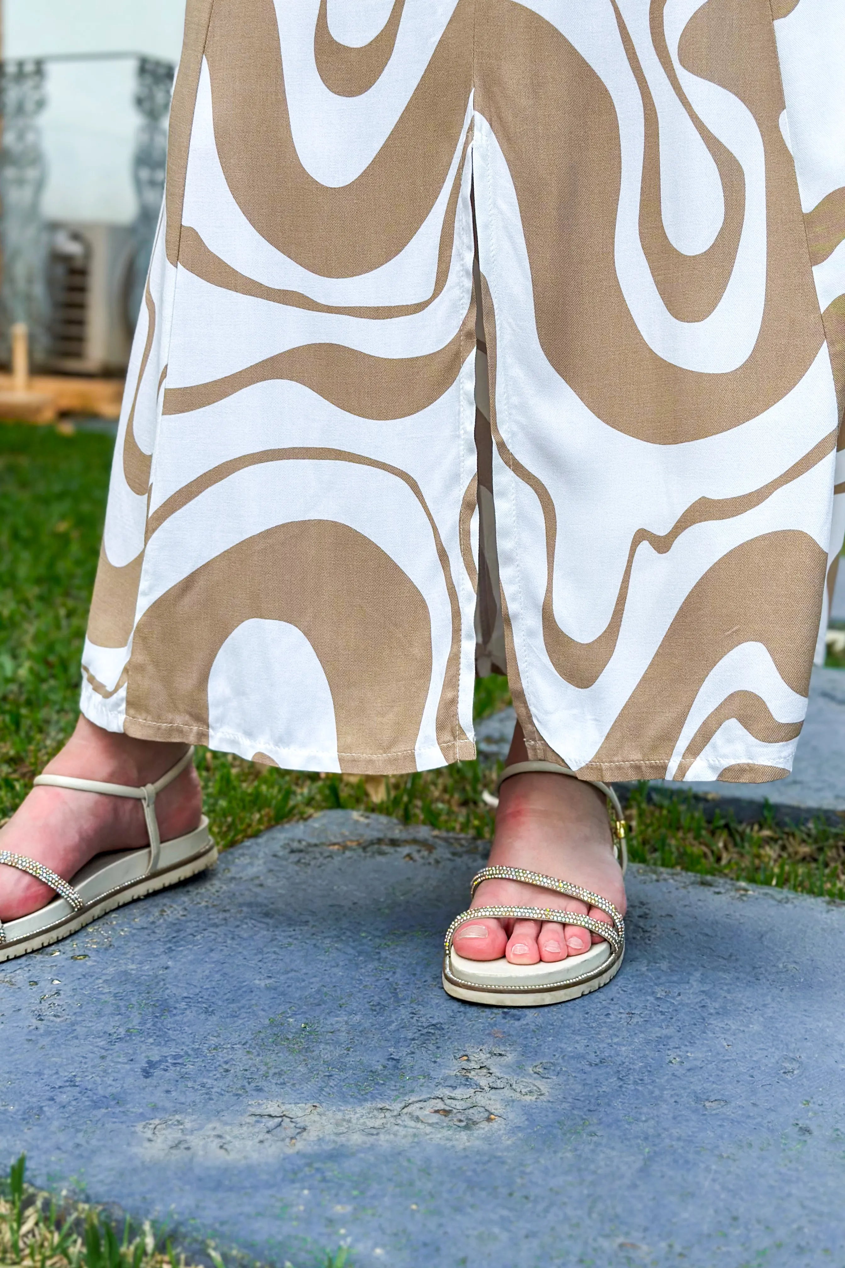 Vestido Midi Com Cinto Encapado Paola Estampado Bege