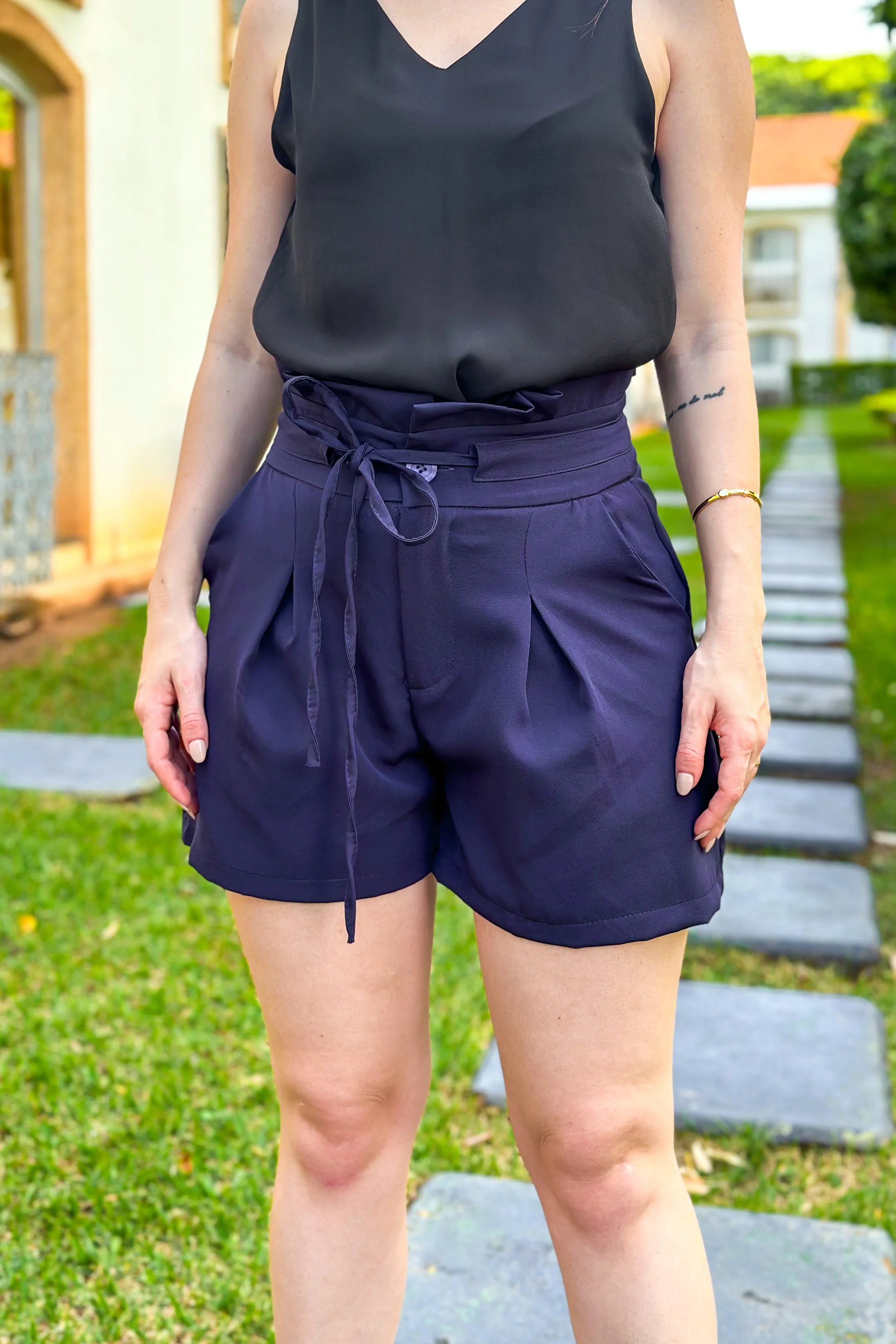 Short Clochard Detalhe Laço Heloá Azul Marinho