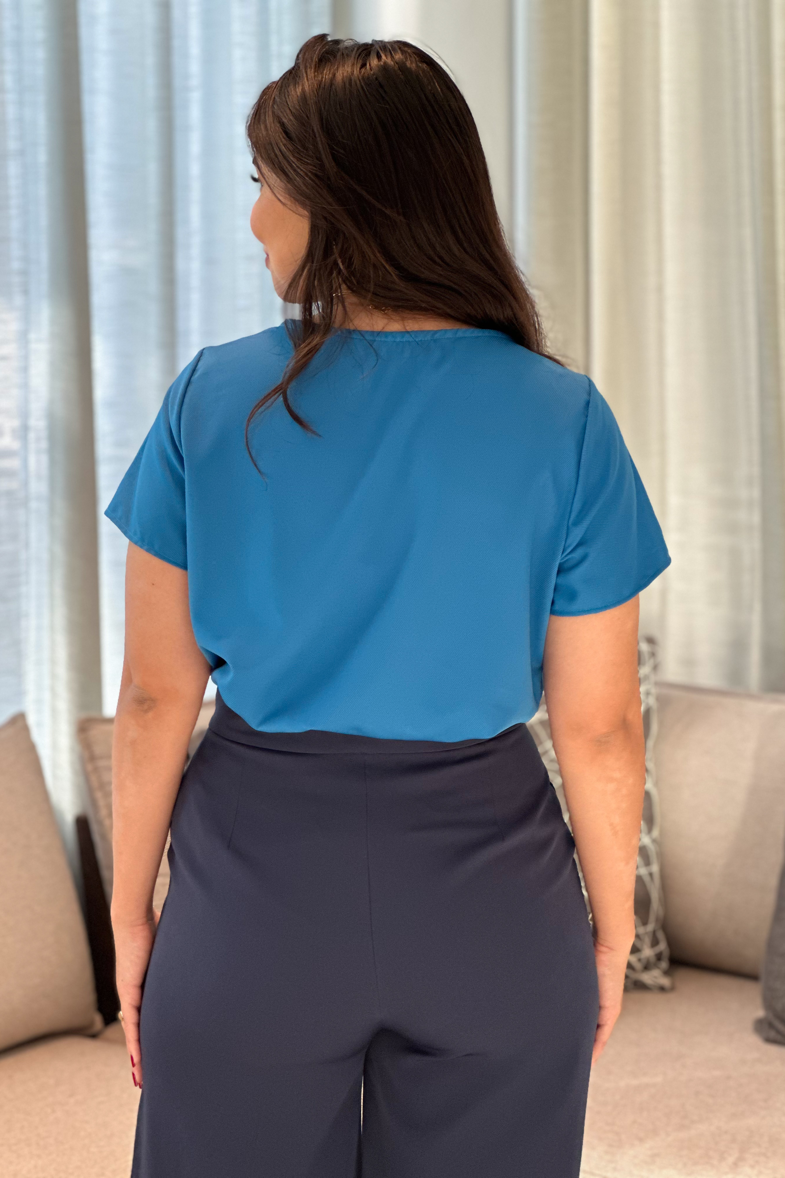 Blusa Textura Decote Pregas Silvia Azul Oceano