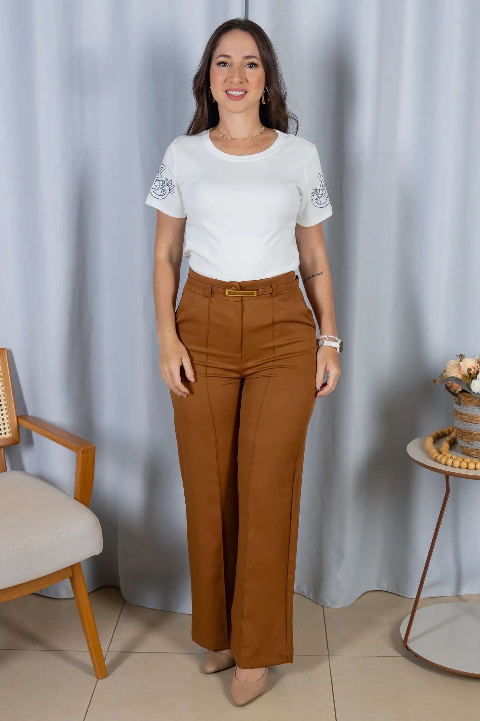 Blusa Manga Curta com Detalhes Bordados  Cotton Lycra Milena Off White