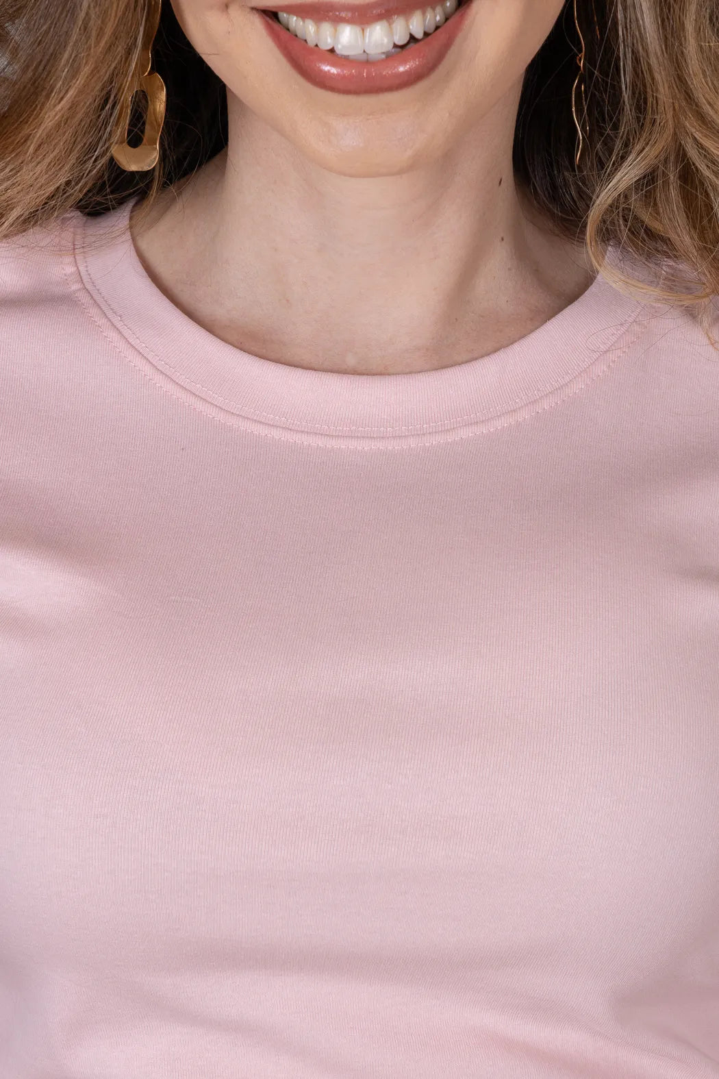 Blusa Manga Curta com Detalhe Bordado Vazado em Cotton Lycra Monique Rosa