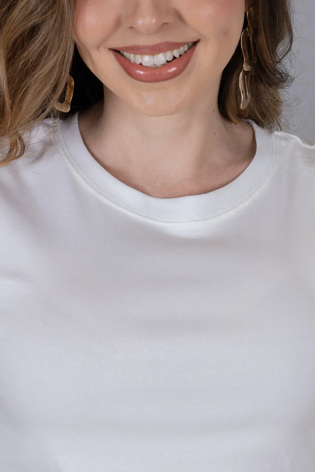 Blusa Manga Curta com Detalhe Bordado Vazado em Cotton Lycra Monique Branca