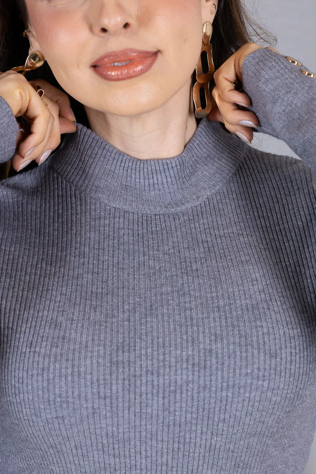 Tricot Manga Longa Meia Gola em Modal Canelado Isadora CInza