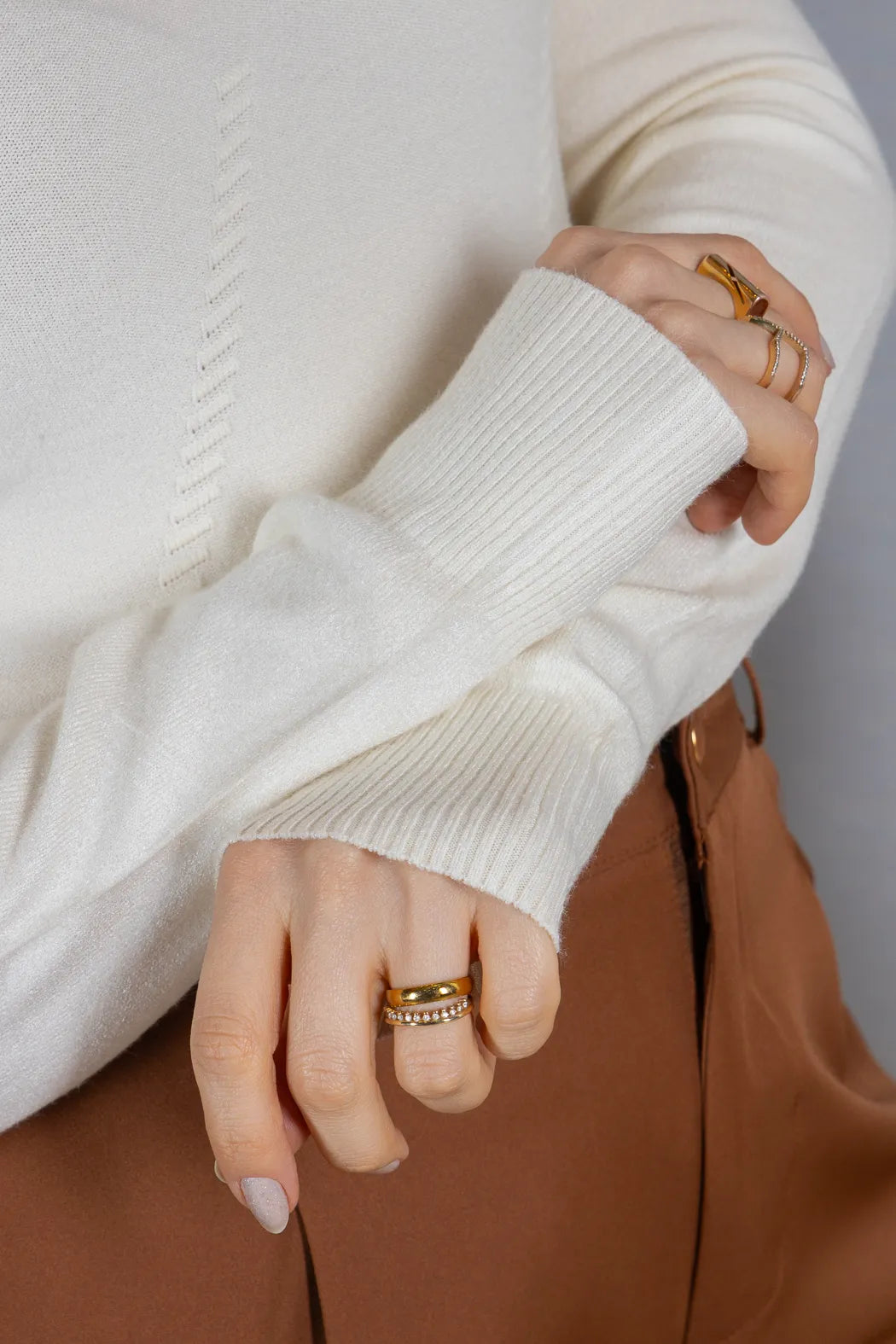 Tricot Manga Longa Meia Gola em Modal Gabriela Creme