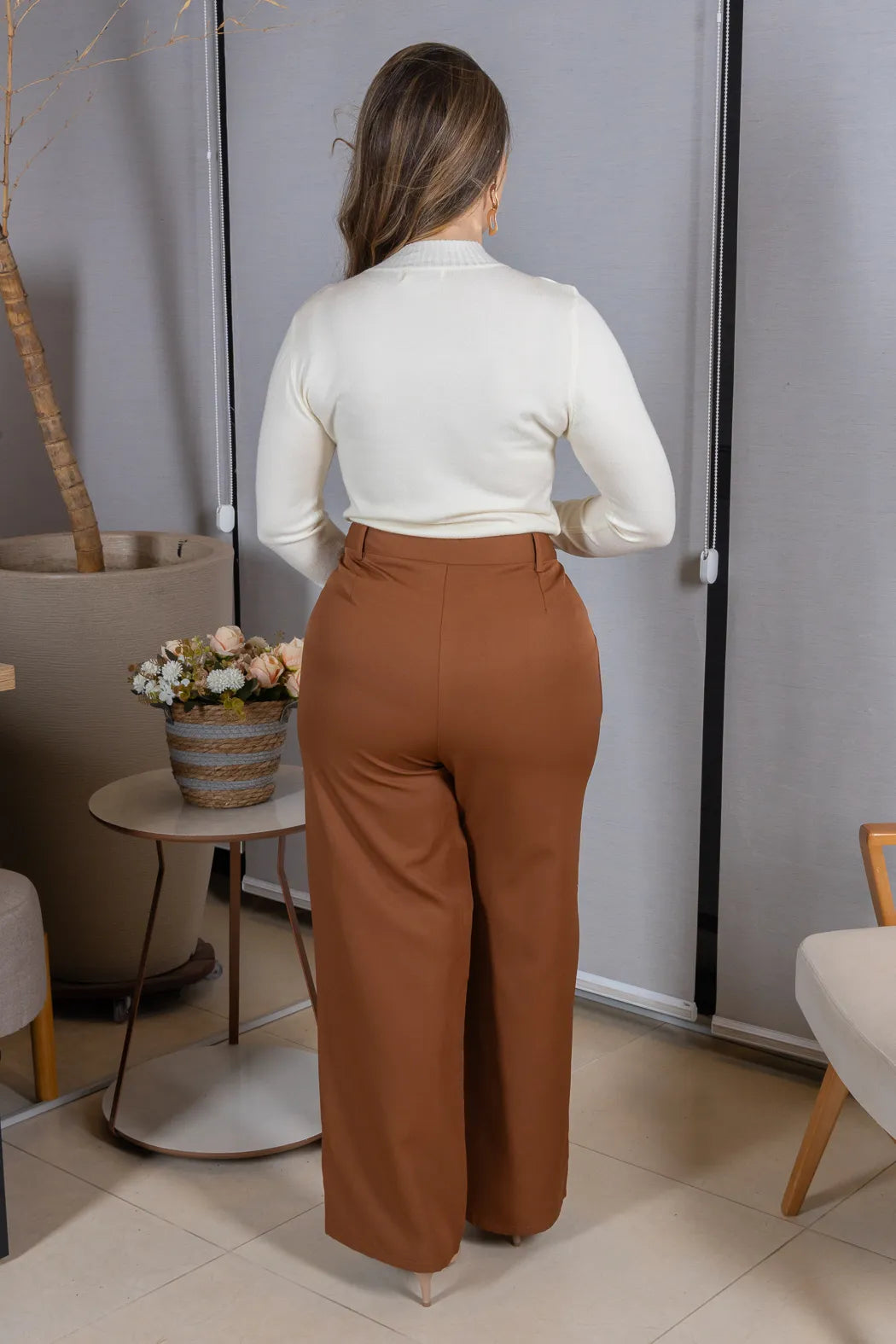 Tricot Manga Longa Meia Gola em Modal Gabriela Creme