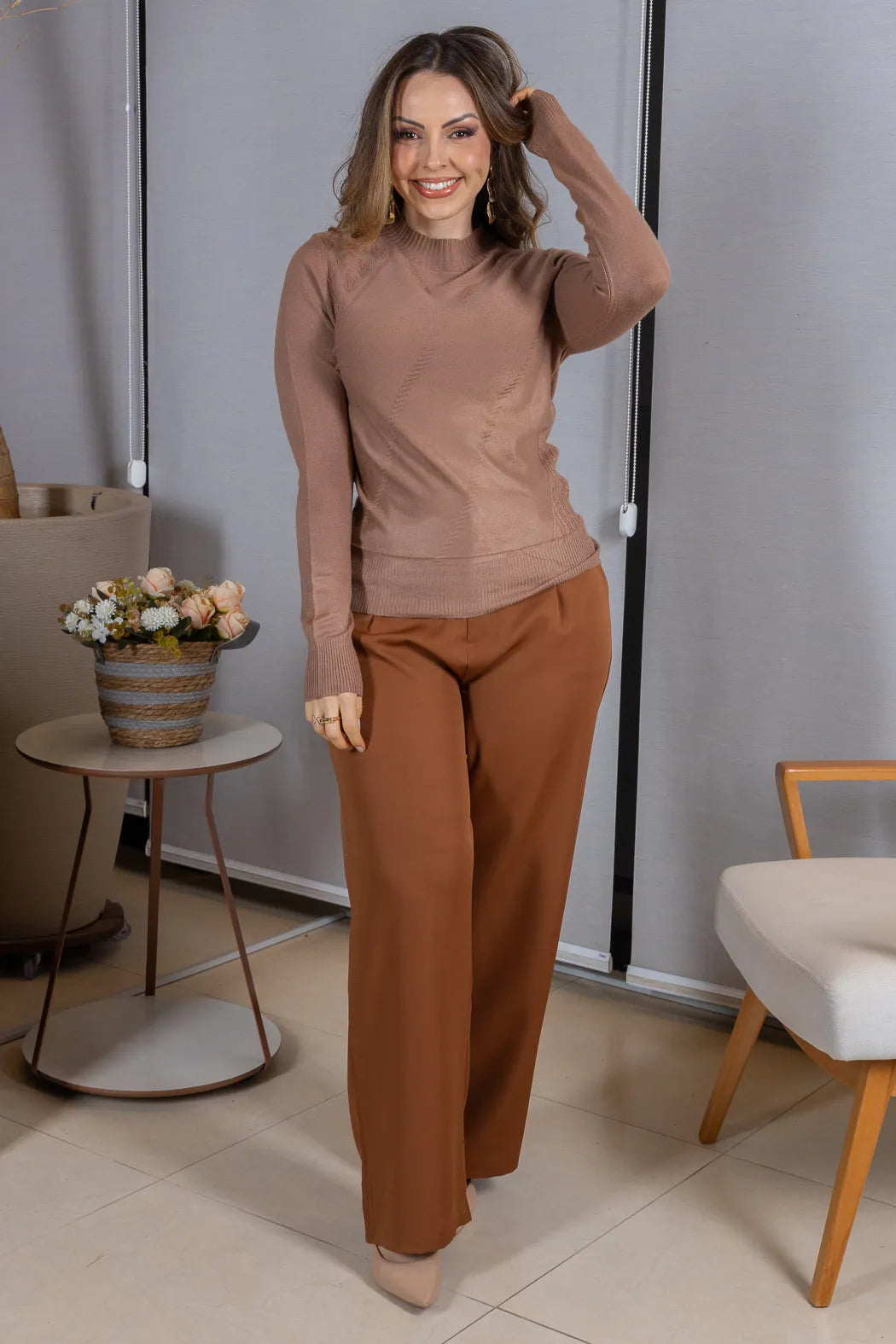 Tricot Manga Longa Meia Gola em Modal Gabriela Marrom Claro