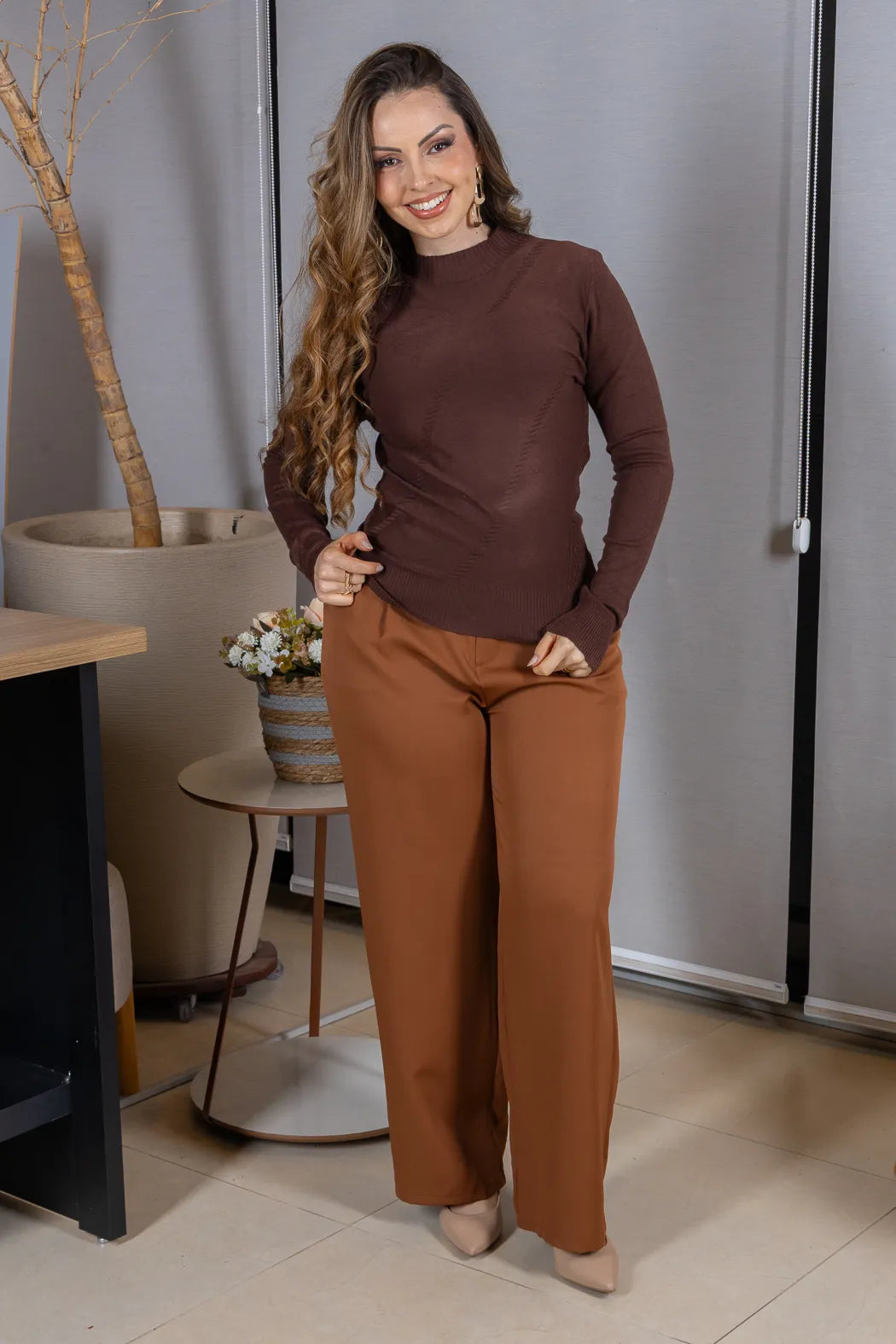 Tricot Manga Longa Meia Gola em Modal Gabriela Marrom Escuro