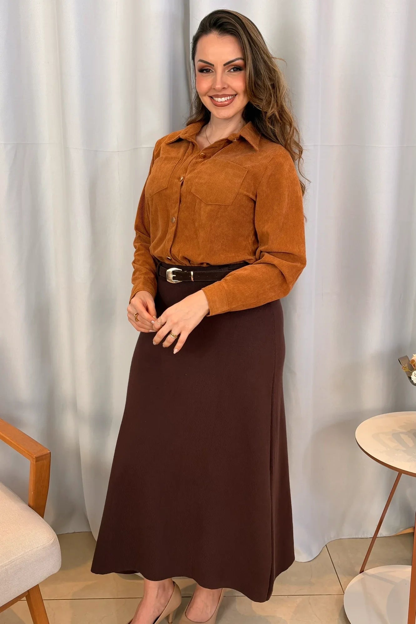 Conjunto: Jaqueta Cotelê Zoey Caramelo + Saia Matilda Marrom