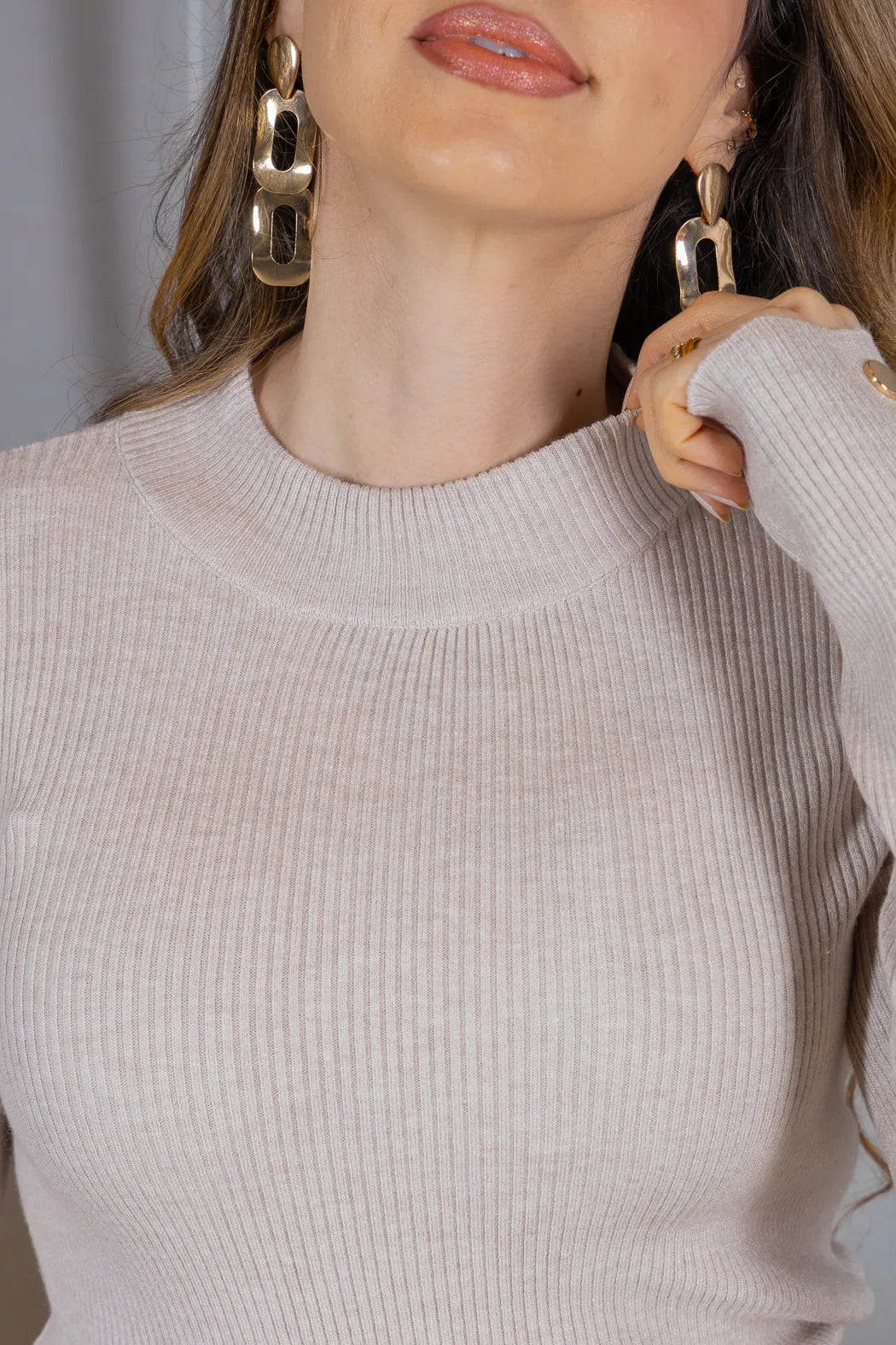 Tricot Manga Longa Meia Gola em Modal Canelado Isadora Caqui