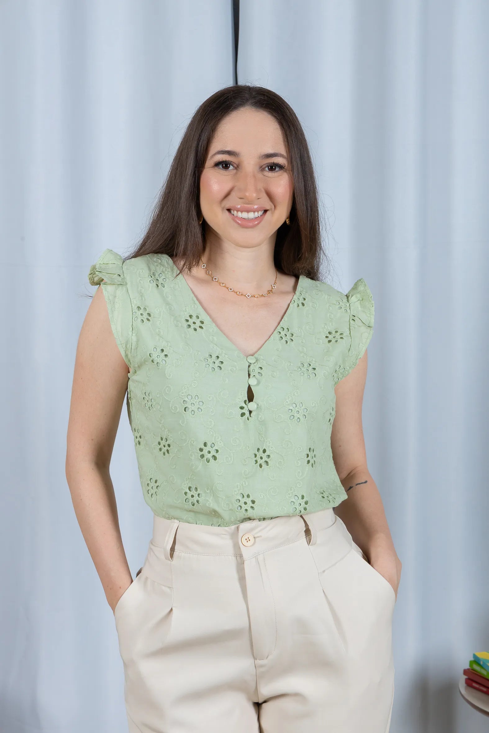 Regata Babados Detalhe Botão Em Cotton Laise Estela Verde