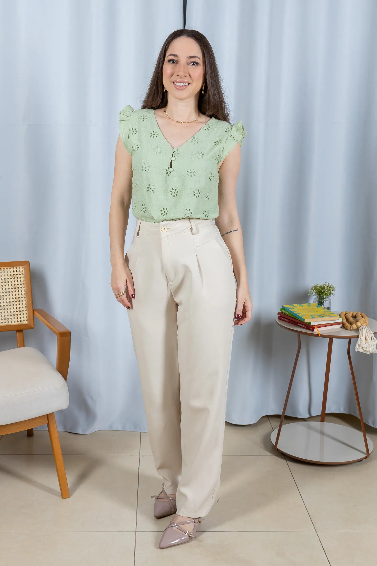 Regata Babados Detalhe Botão Em Cotton Laise Estela Verde