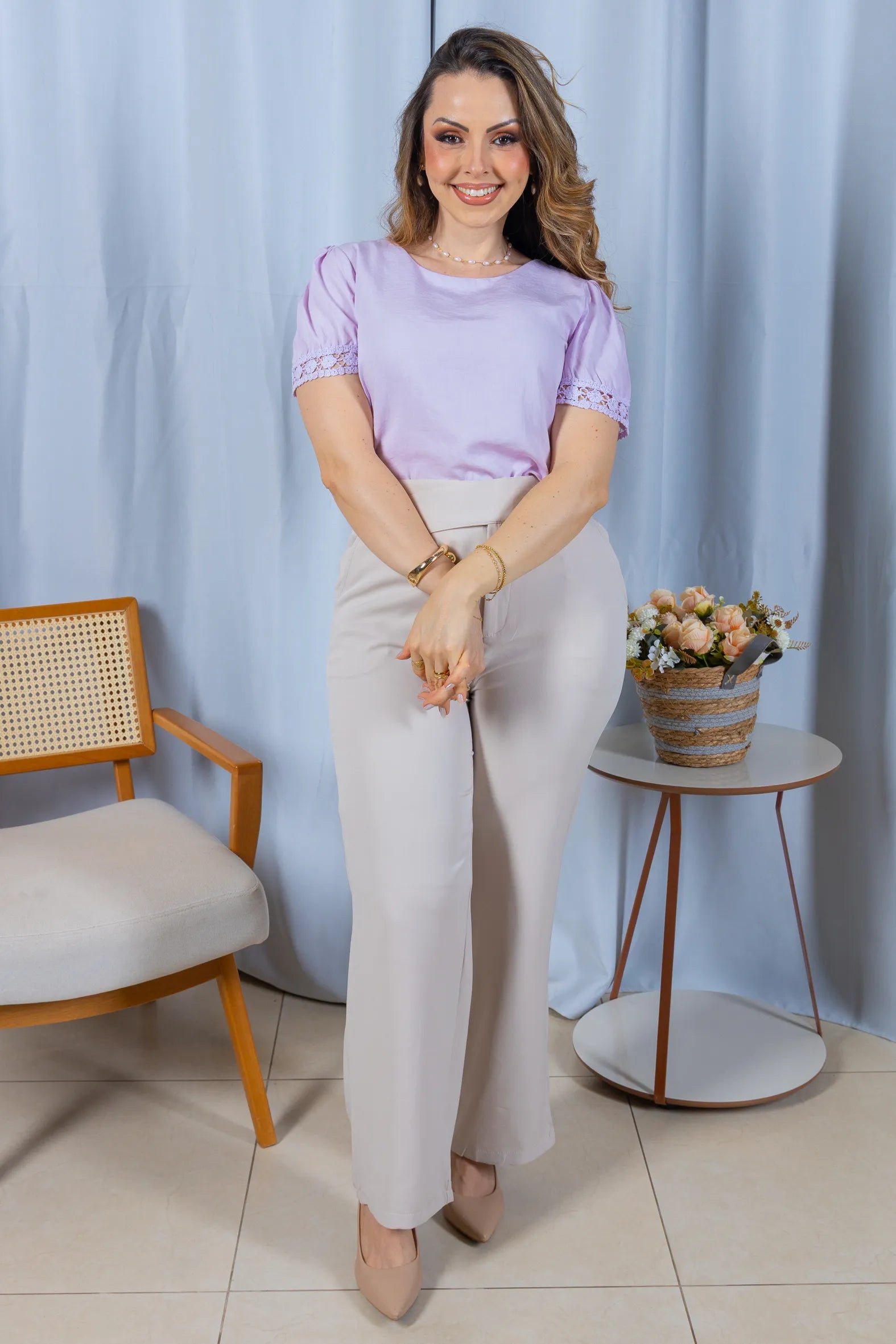 Blusa Manga Curta em Cotton Mix com Detalhe em Crochê Paula Lilás