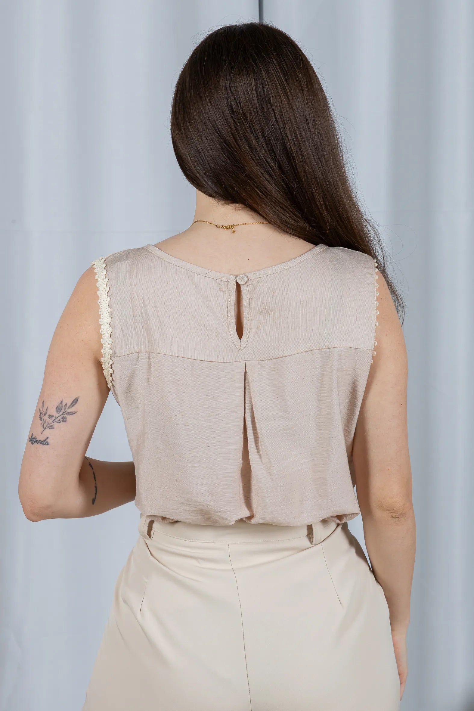 Regata Detalhe Acabamento Bordado Visco Brise Selma Rosa