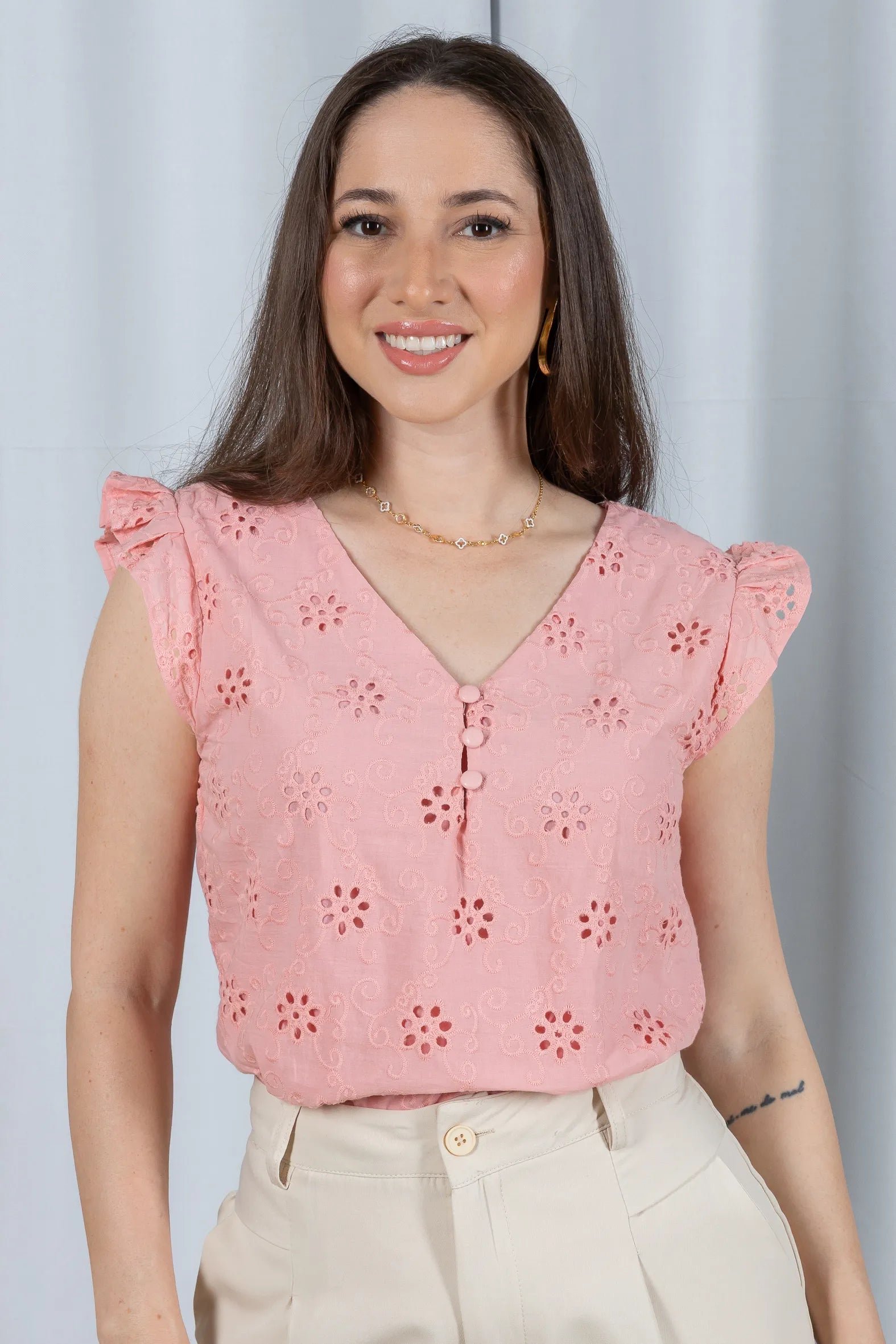 Regata Babados Detalhe Botão Em Cotton Laise Estela Rosa