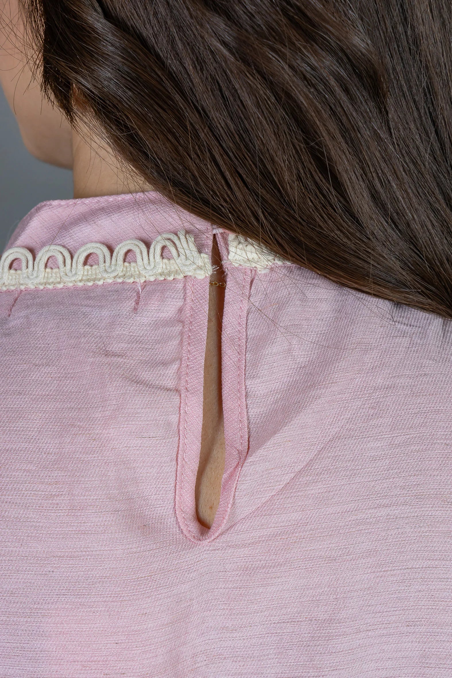 Blusa Manga Curta Visco Eco Blend com Gola Bordada Dandara Rosa
