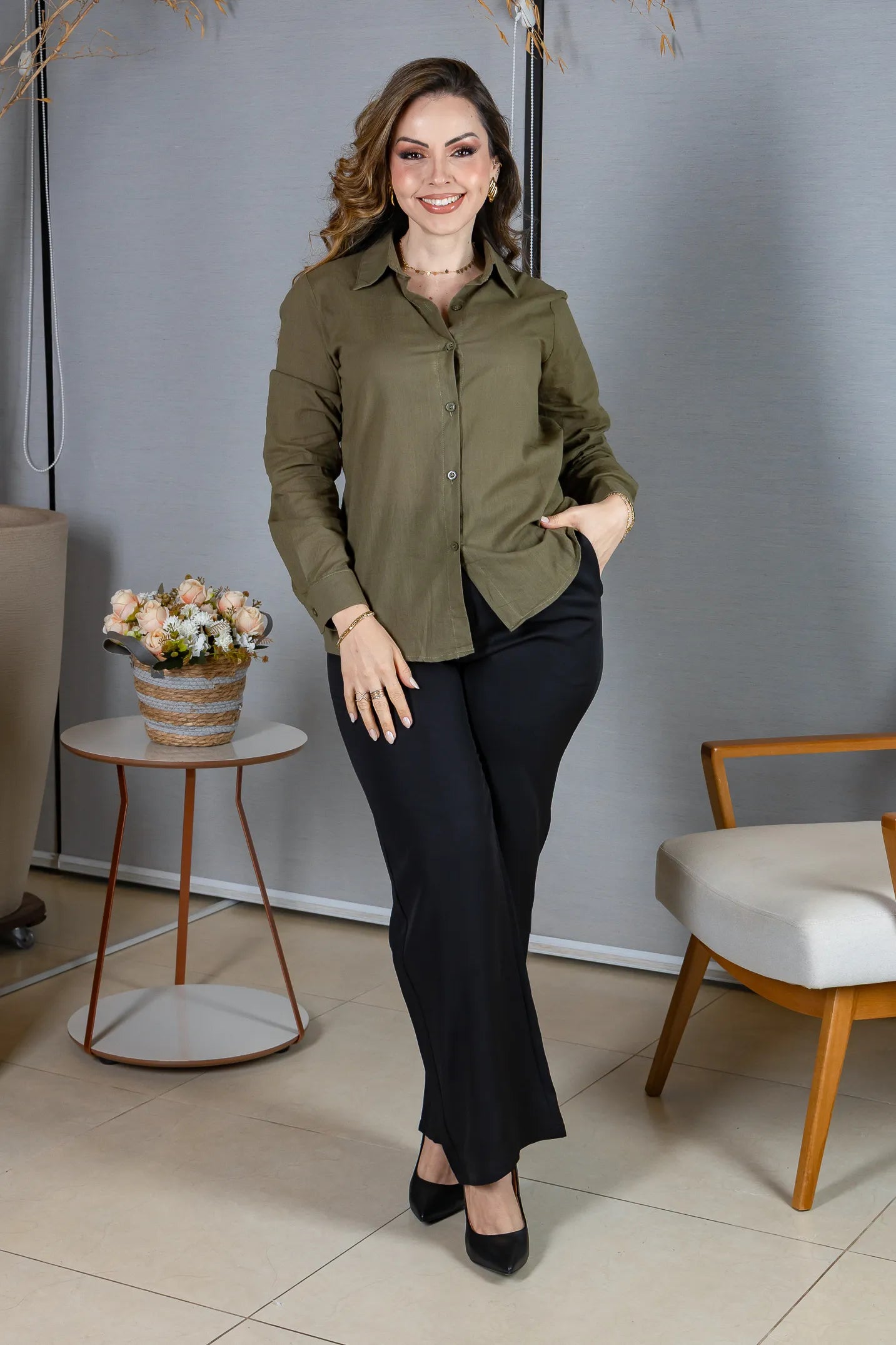 Camisa Manga Longa em Visco Rustic com Botões Jordana Verde