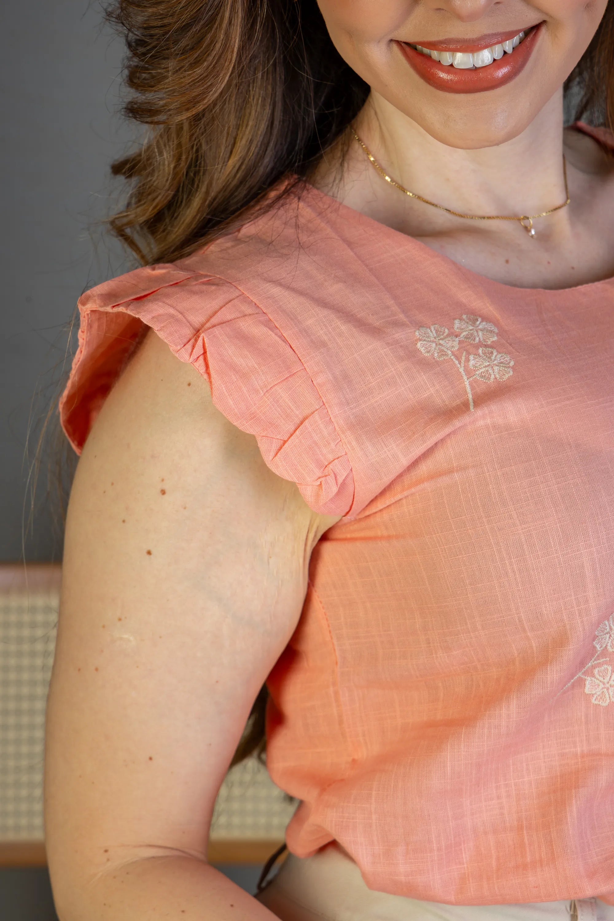 Blusa Manga Curta Em Algodão Textura Laise Michelle Coral
