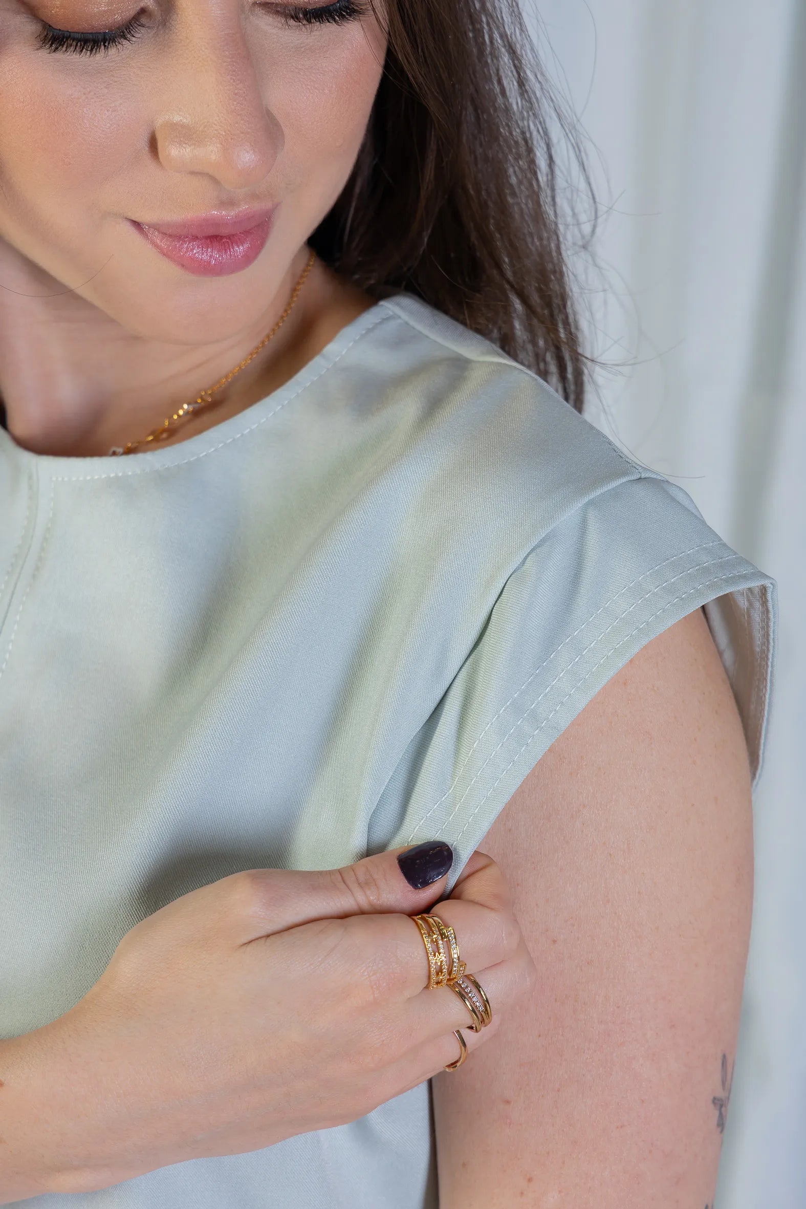 Blusa Manga Curta Detalhe Zíper Urban Fit Sabrina Sato Azul Acinzentado
